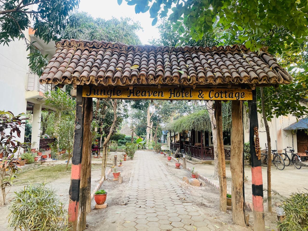 Jungle Heaven Hotel and Cottage