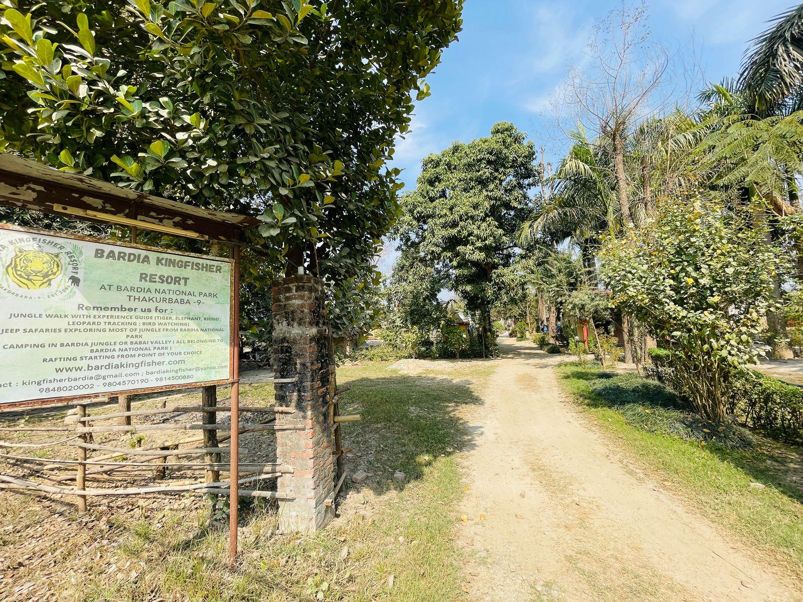 Bardia Kingfisher Resort
