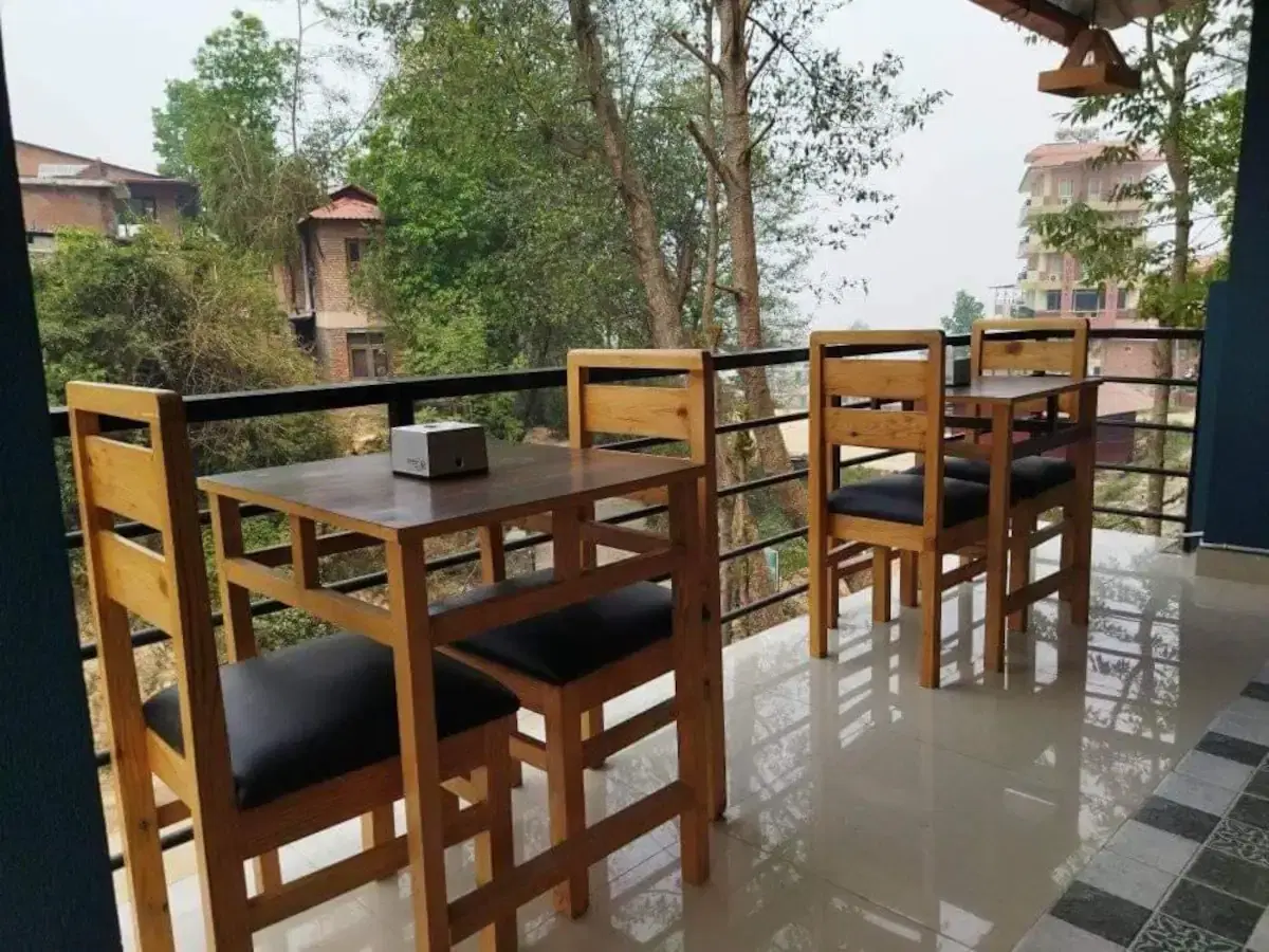 Innate Pension Guest House and Cafe