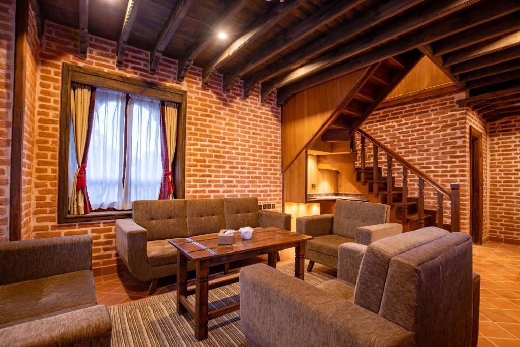 Basera Boutique Hotel