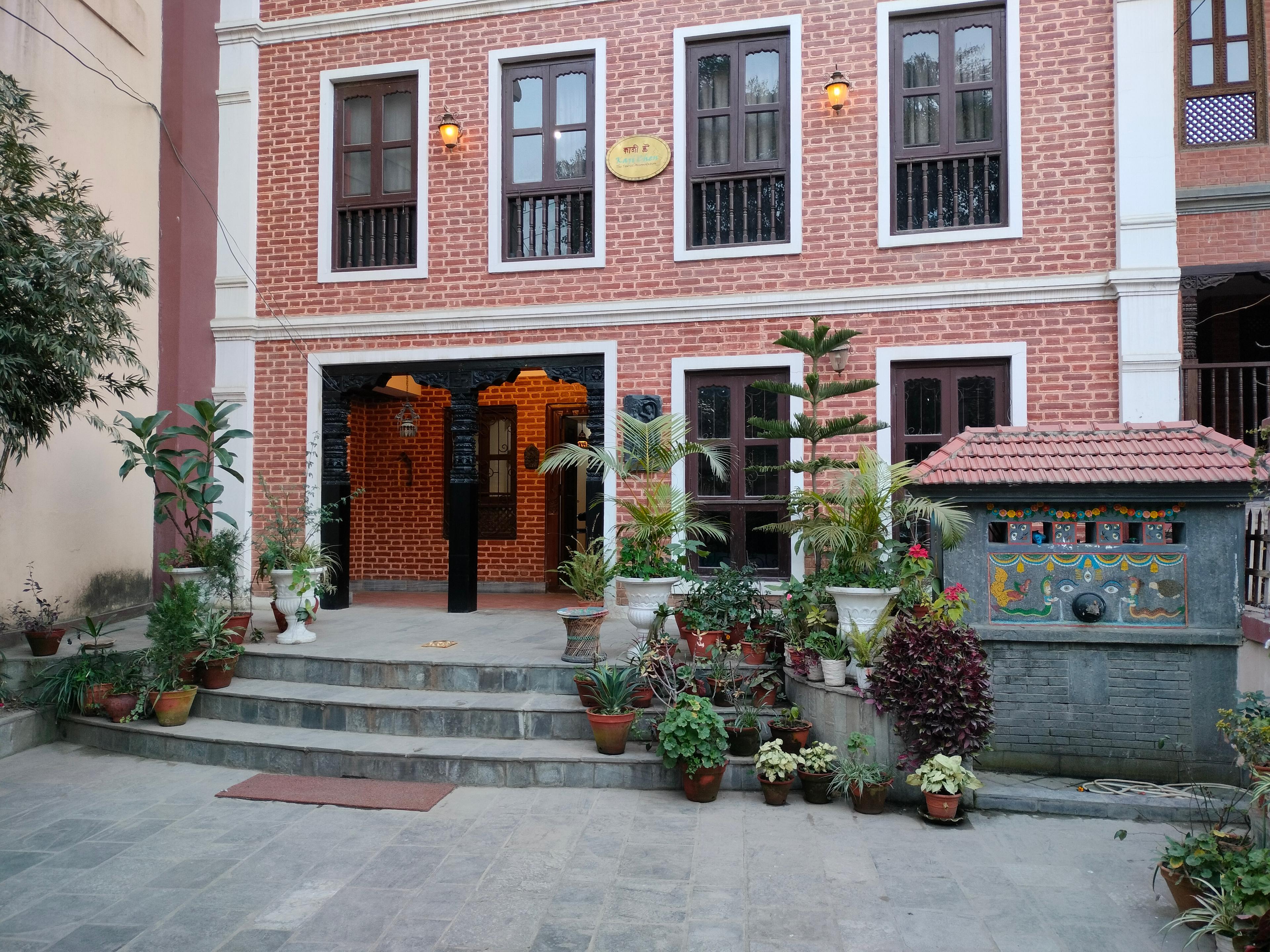 Kaji Chen, The Tourist Accommodation