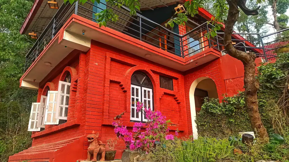 Innate Pension Guest House and Cafe