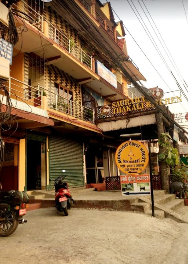 Moonlight Guest House And Restaurant