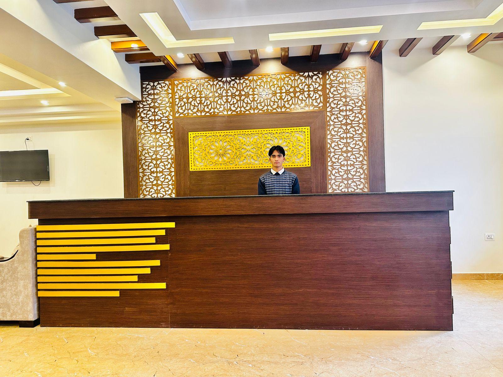 Hotel Ultra International