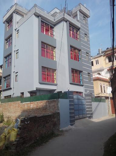 Three Brothers Apartment and Hotel