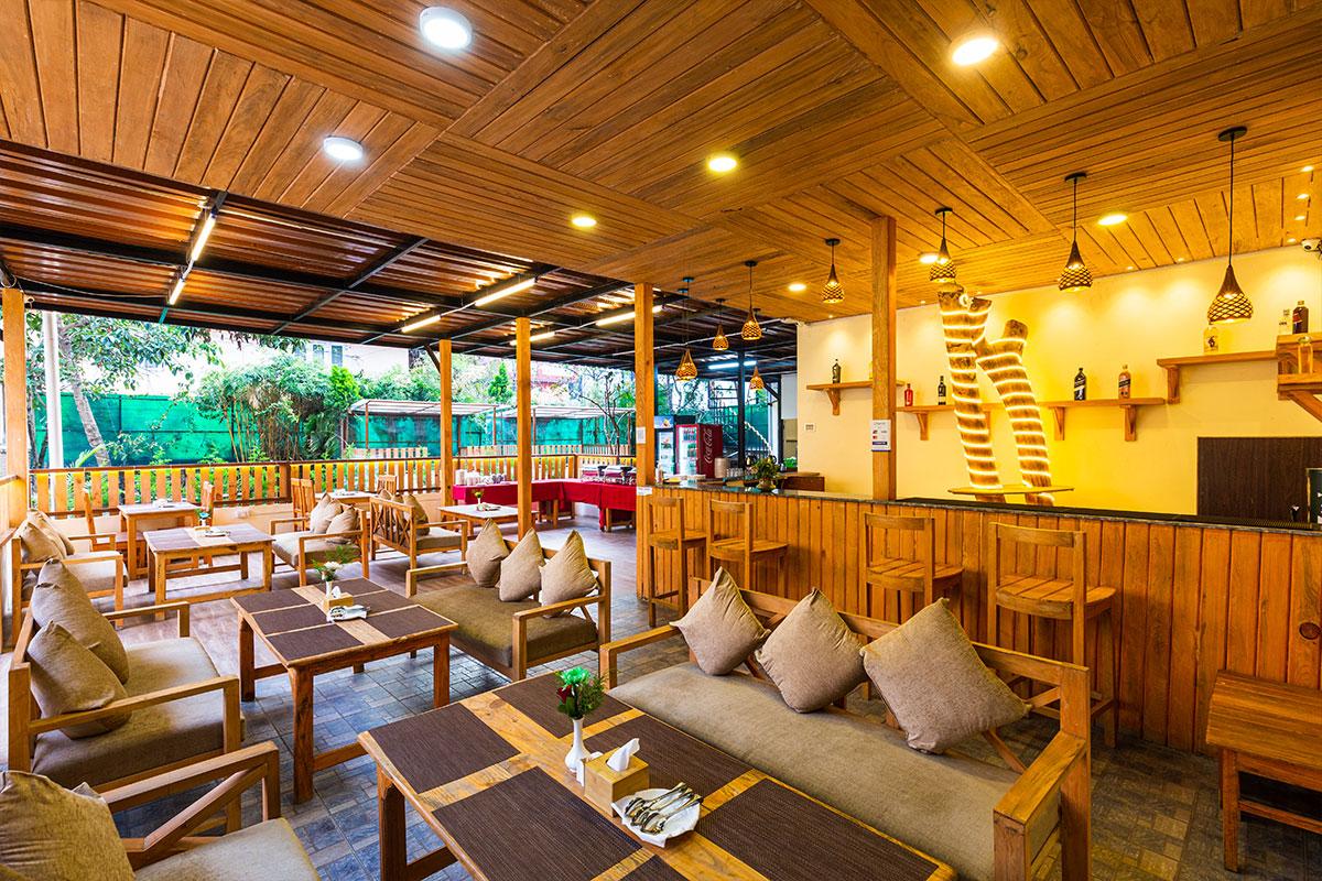 Hotel Harmony & Bistro