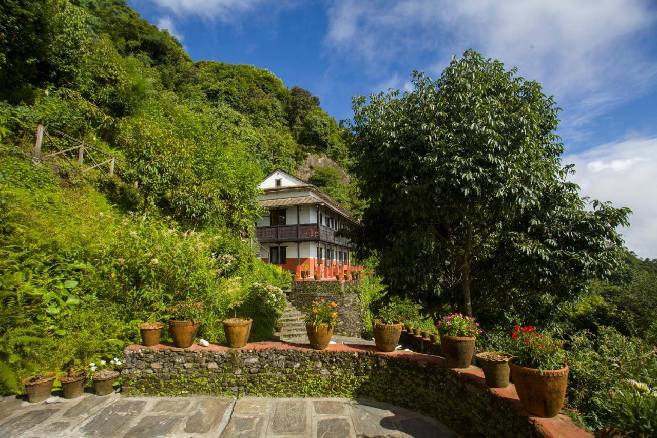 Everest Manla Resort