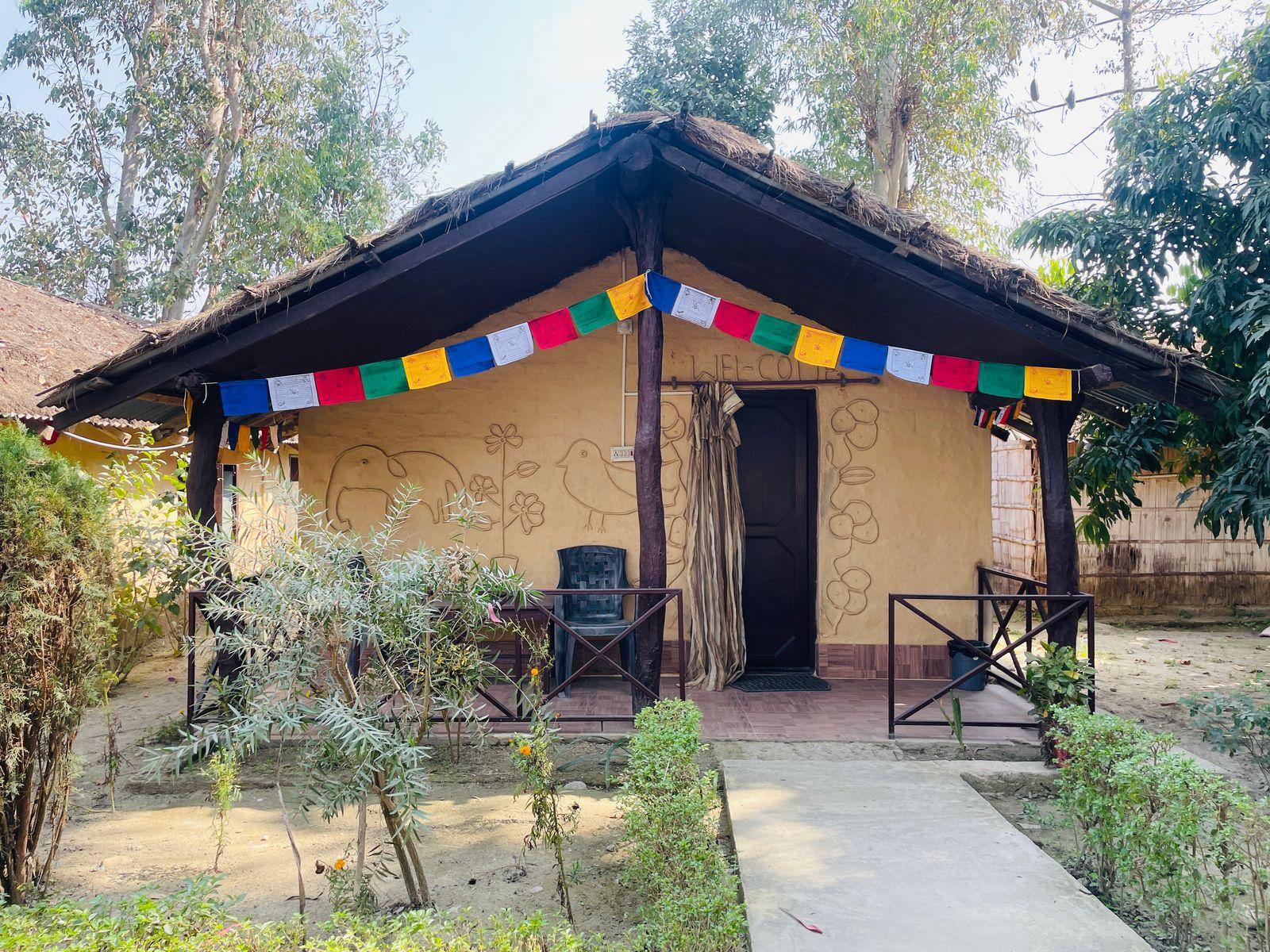 Bardia Kingfisher Resort