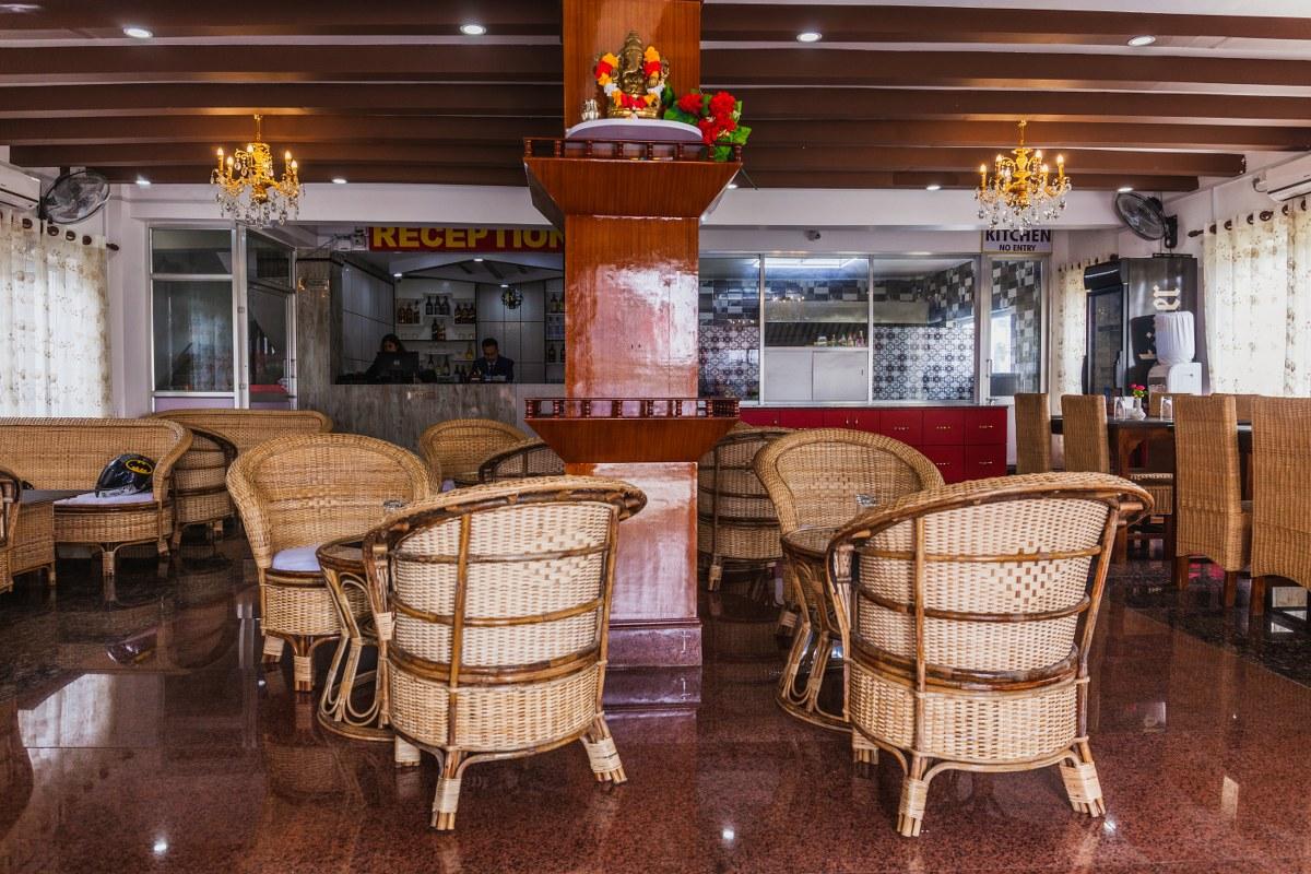 Quick 20 House Hotel Pvt.Ltd
