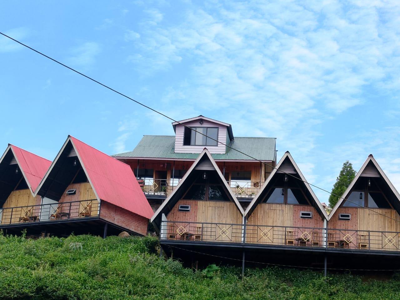 The Jade Lake Cottage