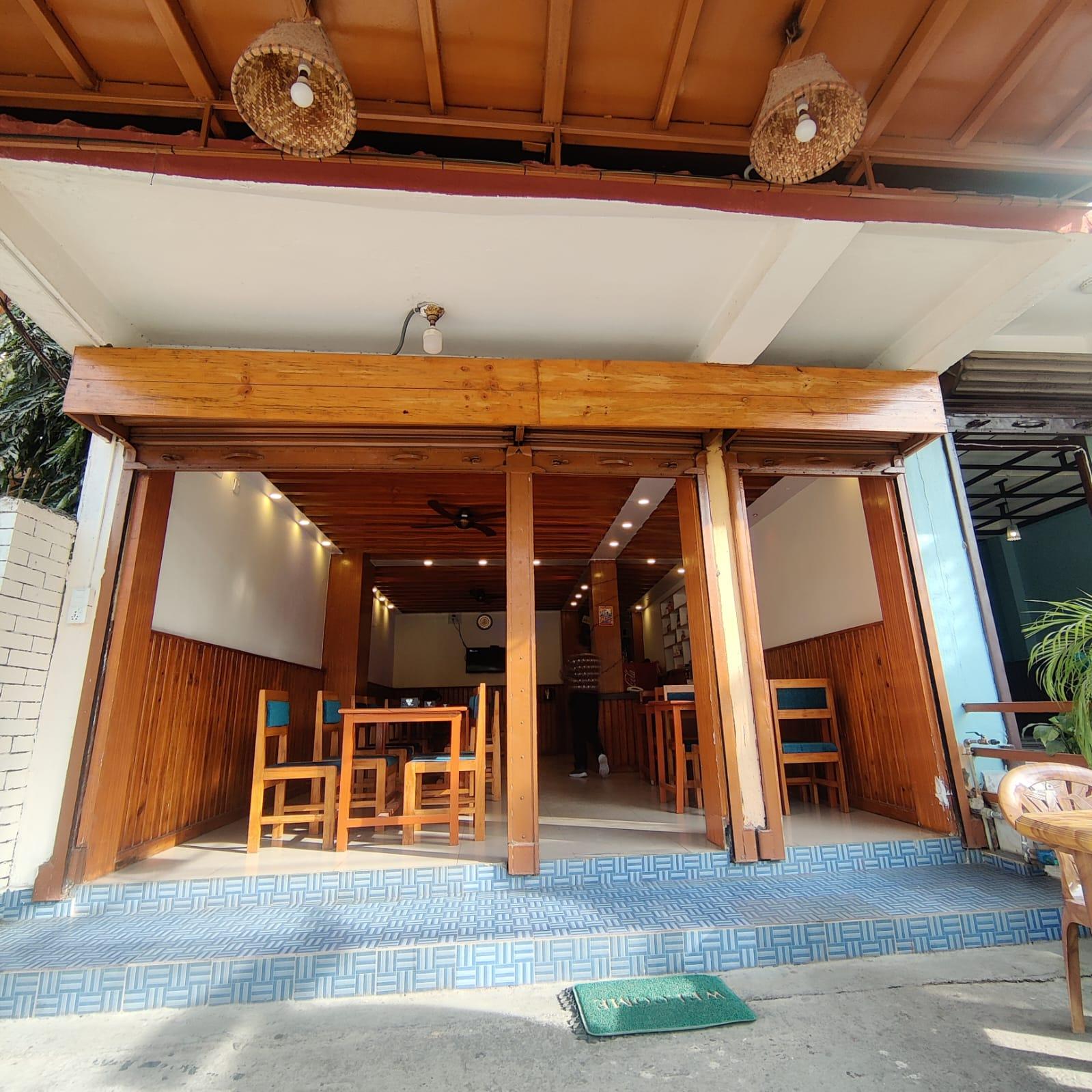 Moonlight Guest House And Restaurant