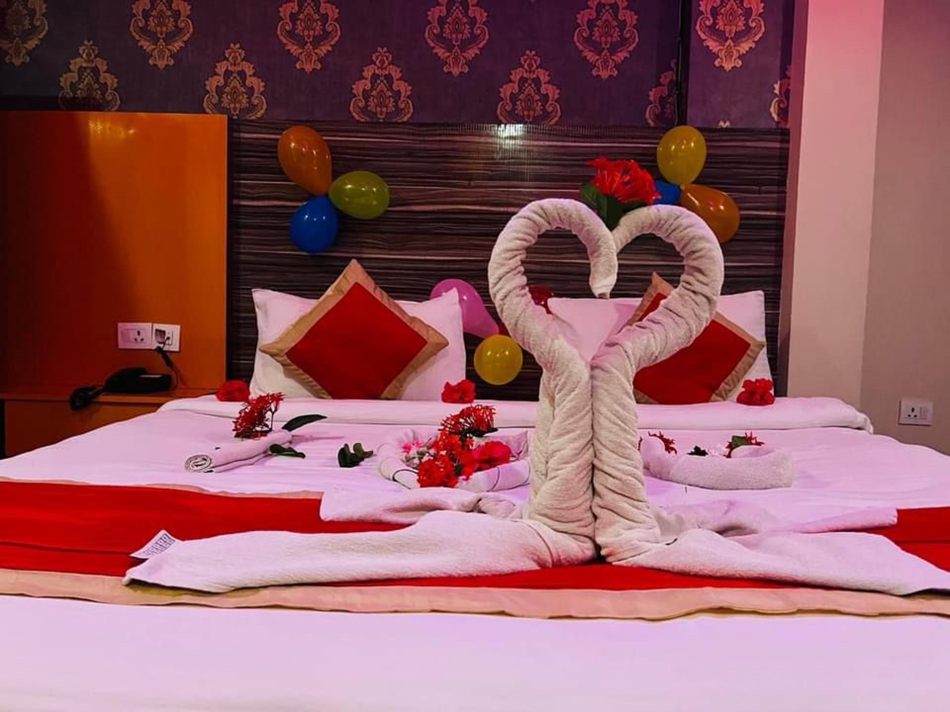 Single Couple Room