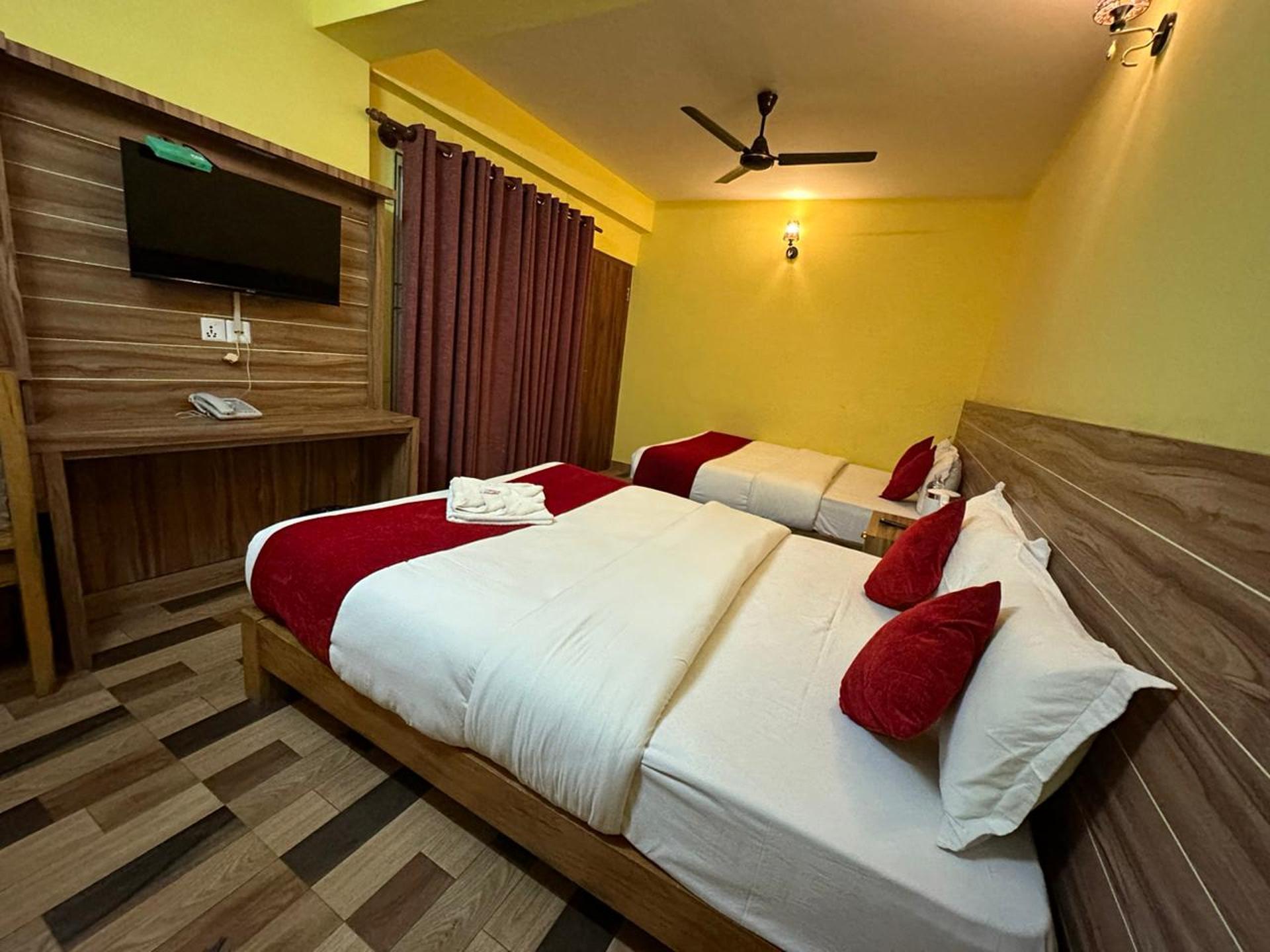 Triple Room