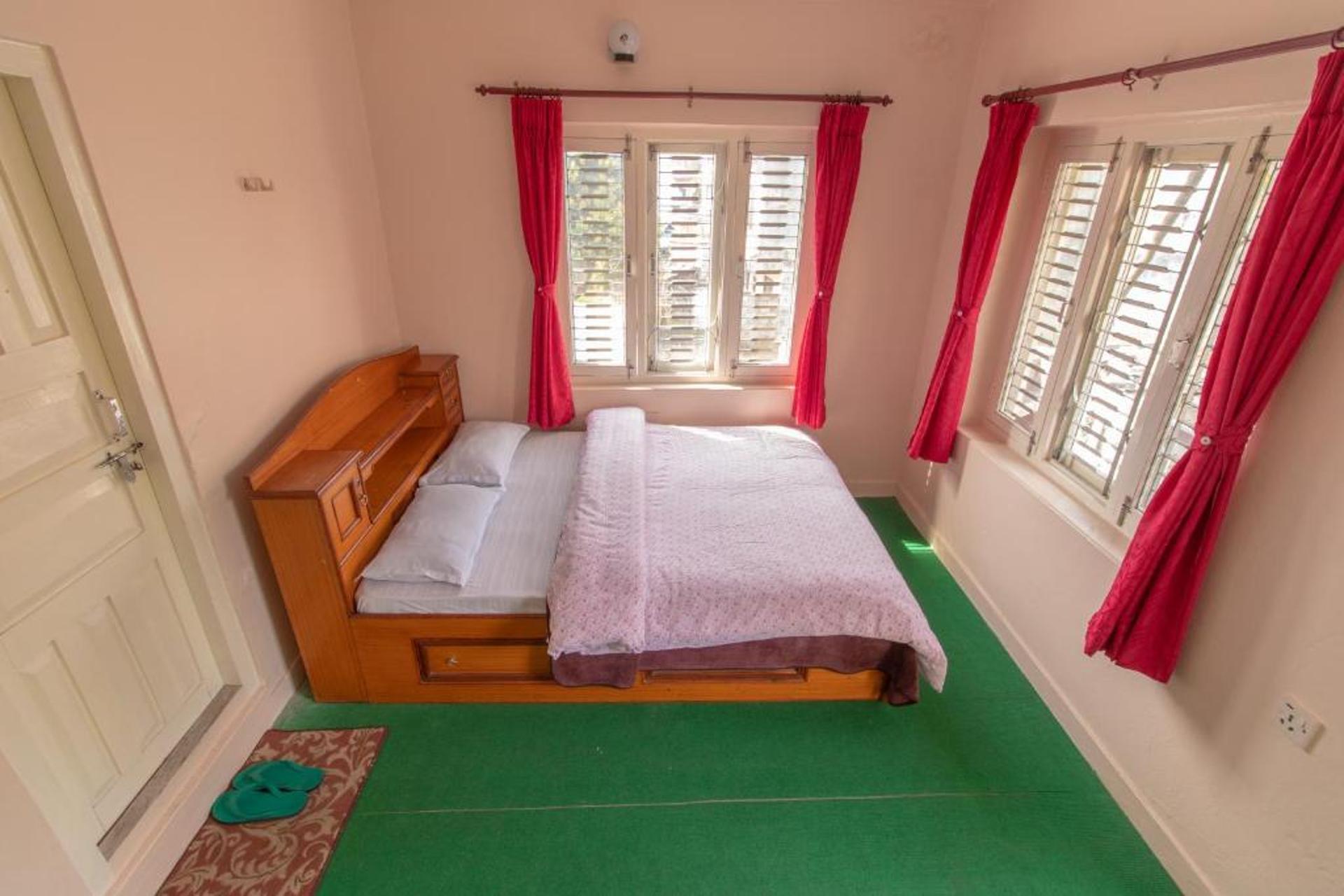 Double bed room