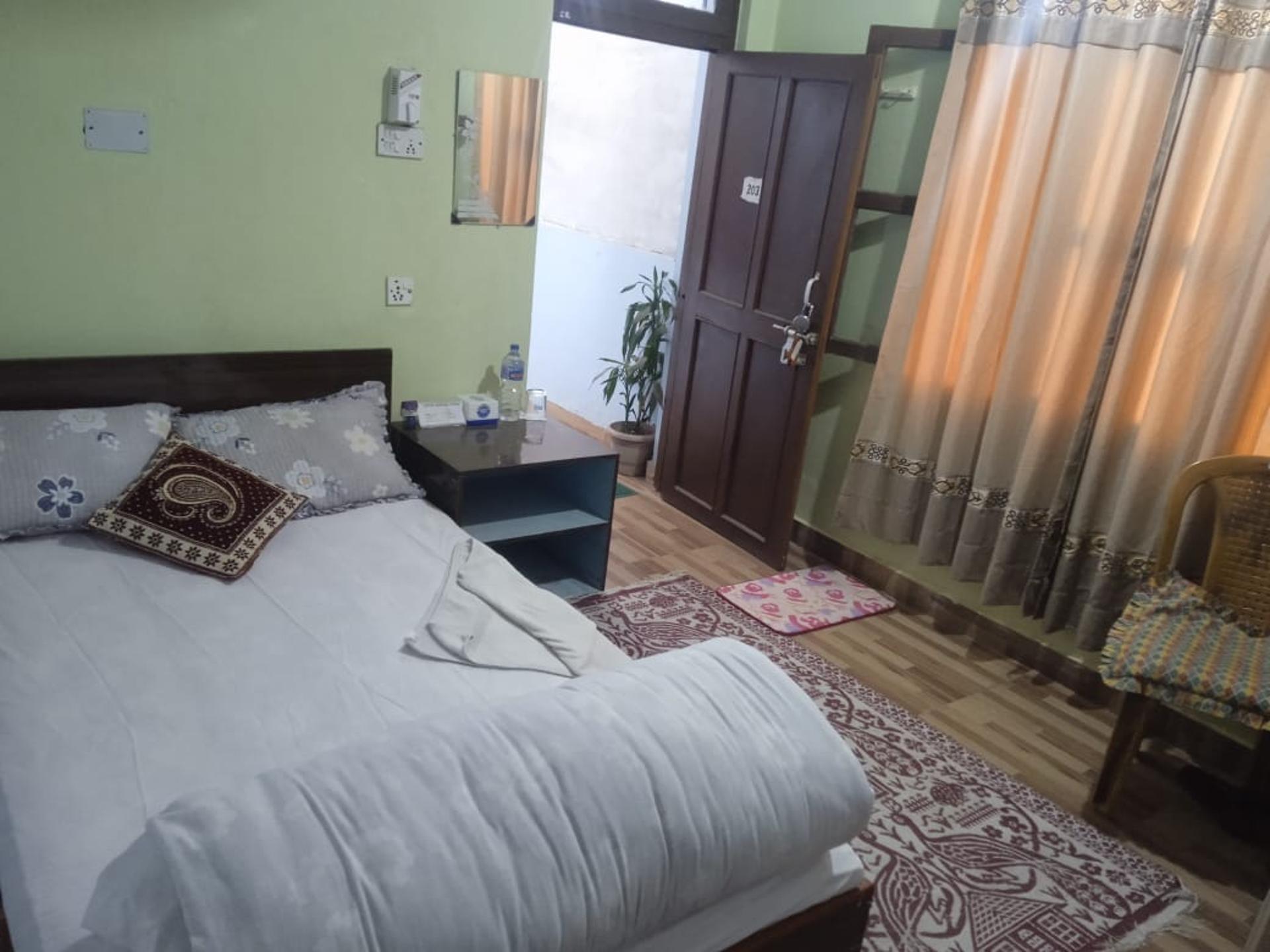 Couple Room