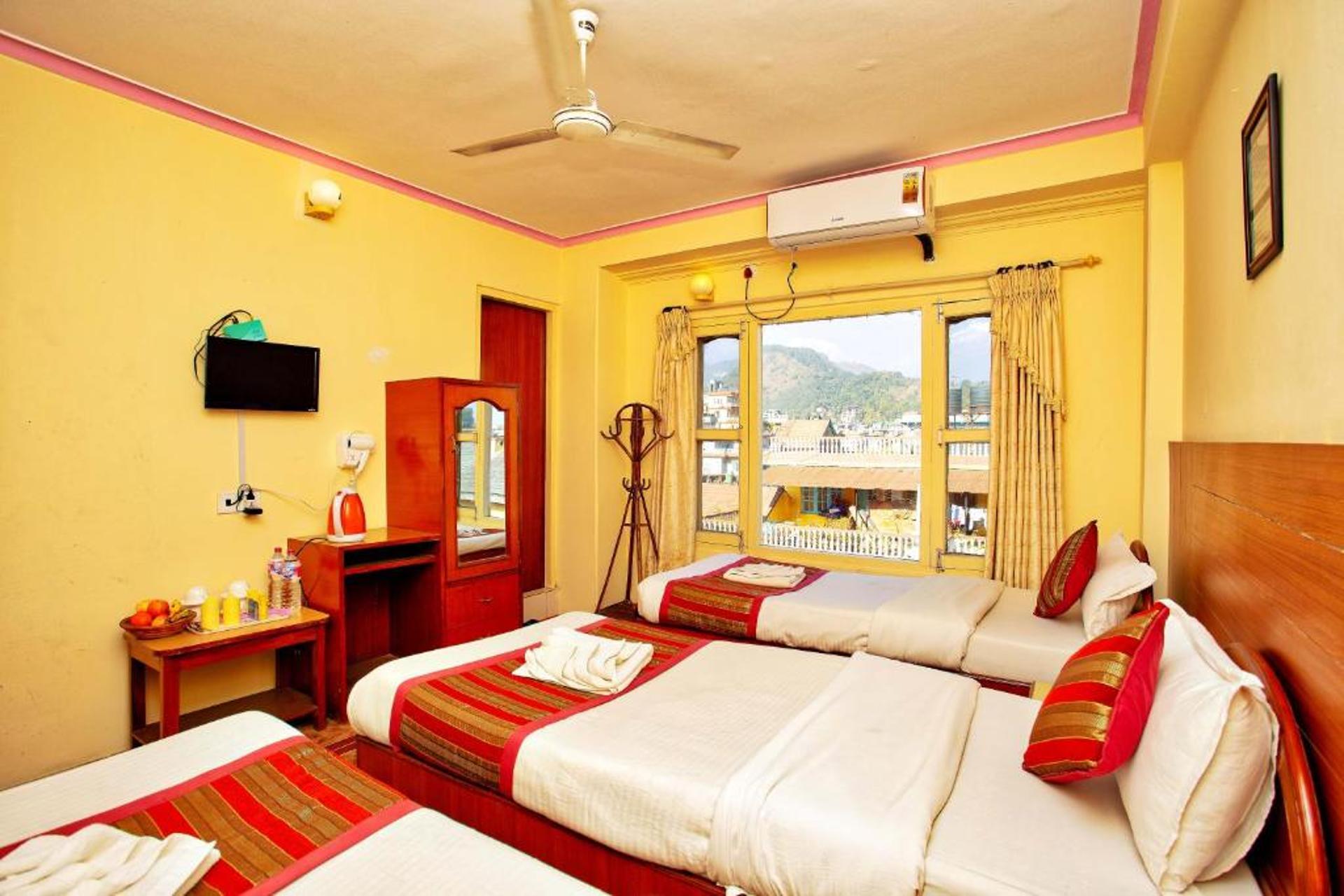 Deluxe Triple Room