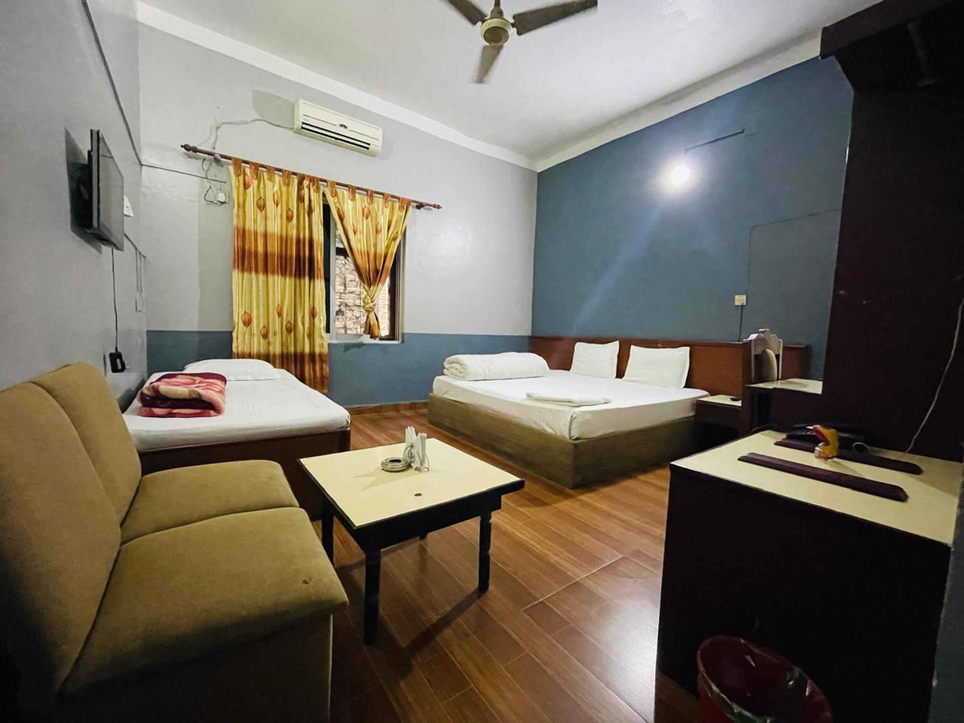 Deluxe Double Bed Room