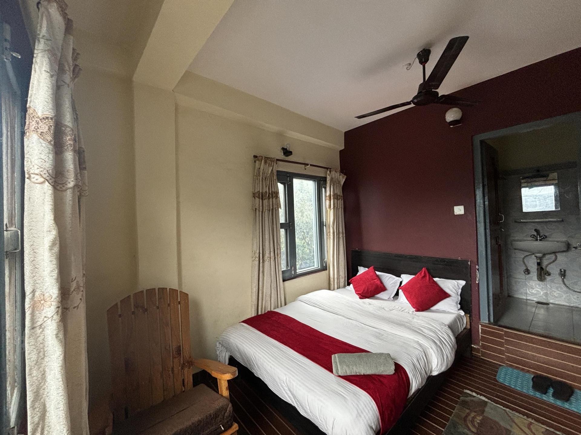 Standard Couple Room