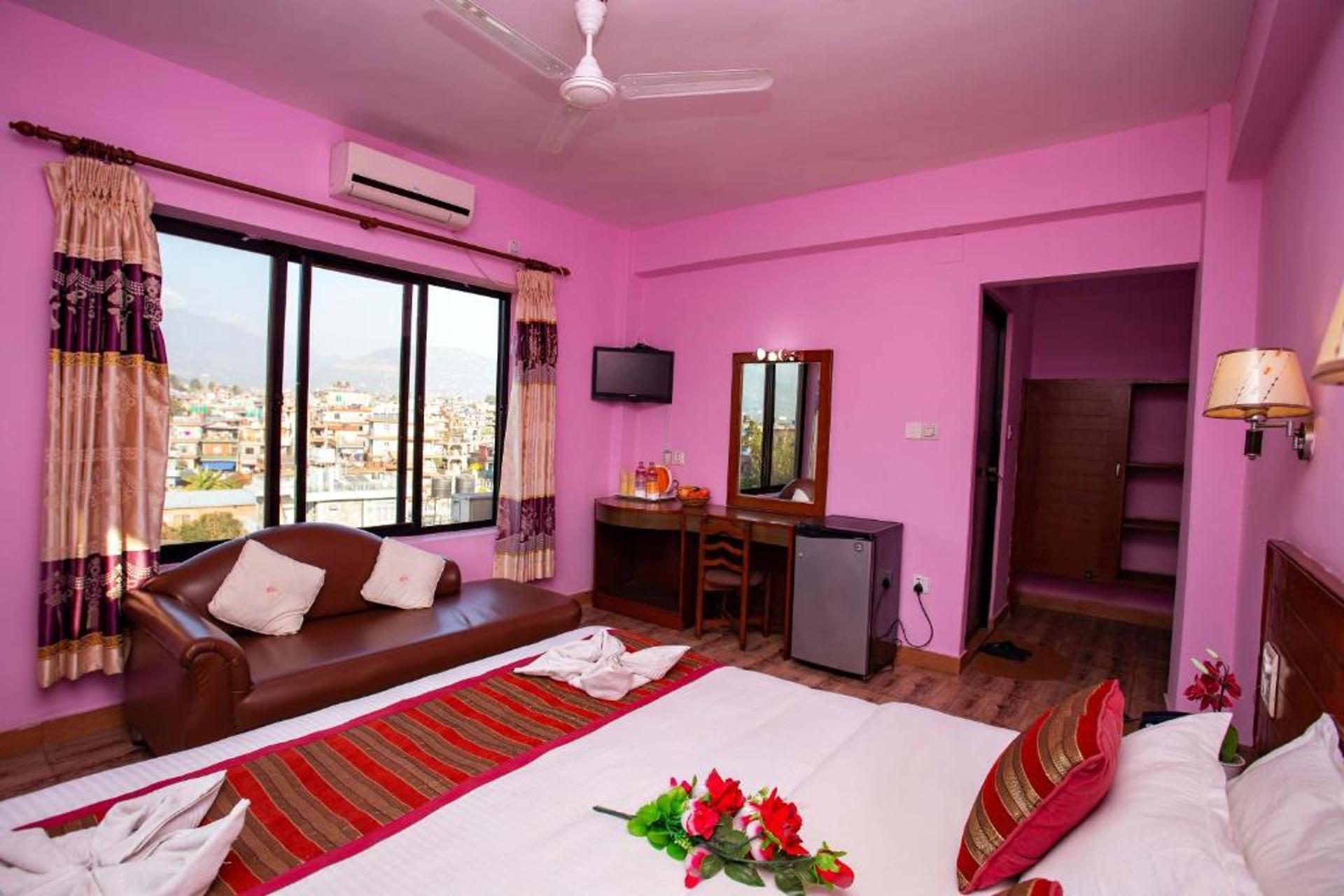 Honeymoon Suite Room