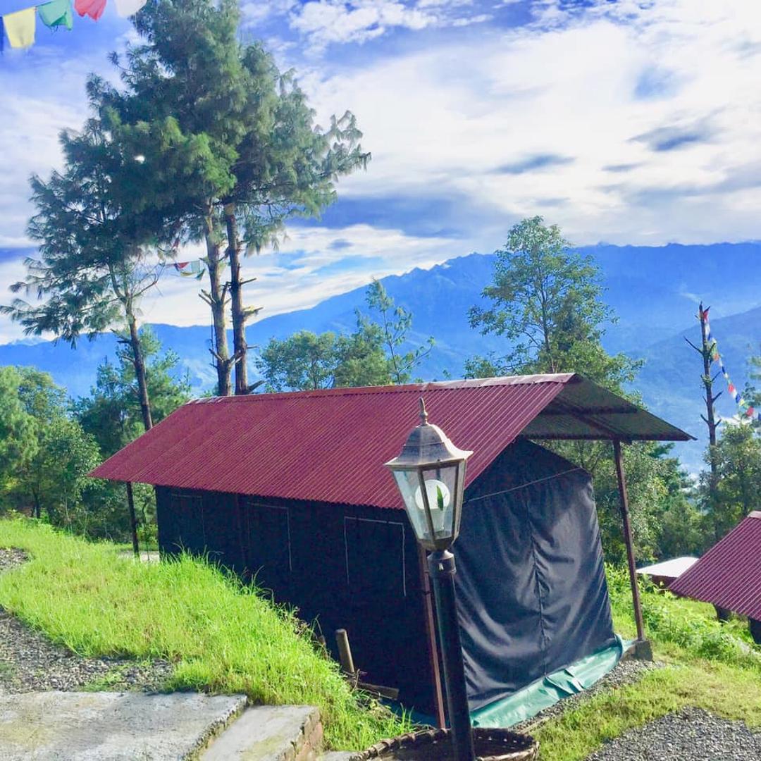 Quadruple Tent Room