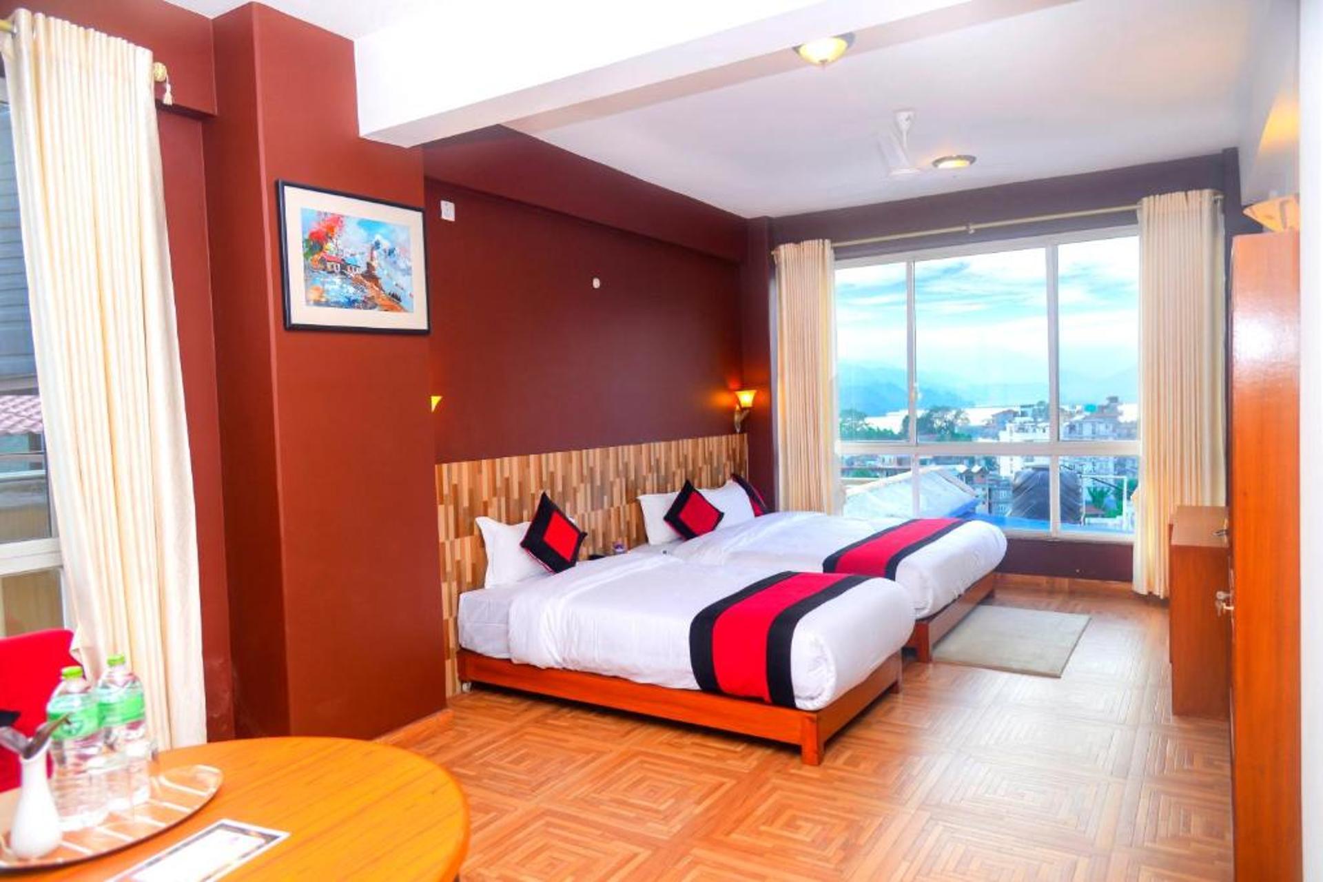 Mountain view suite