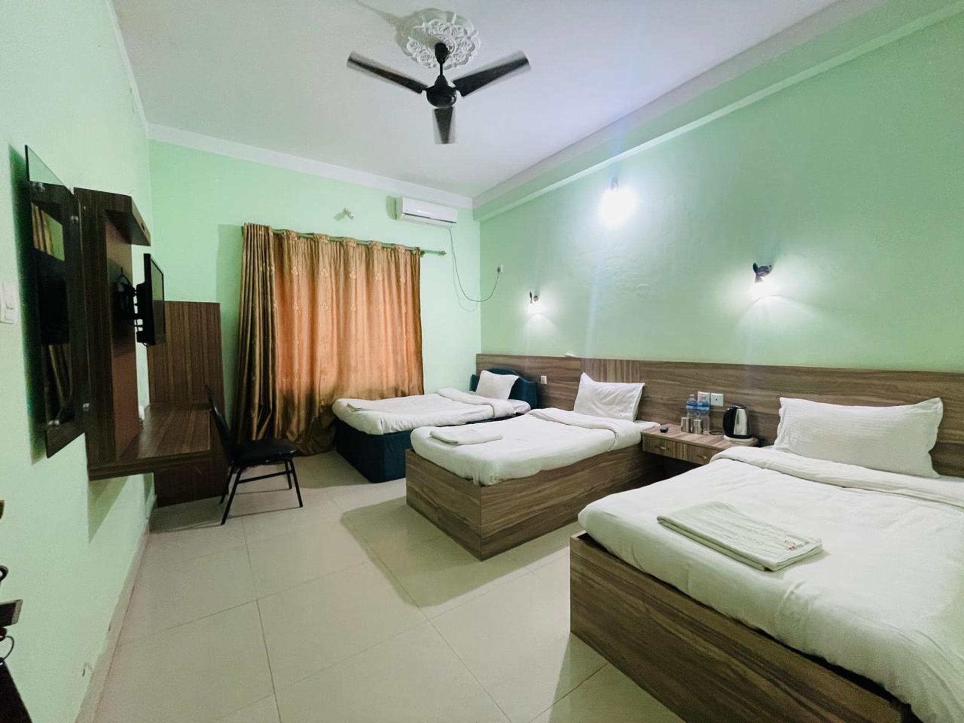 Standard Triple AC Room