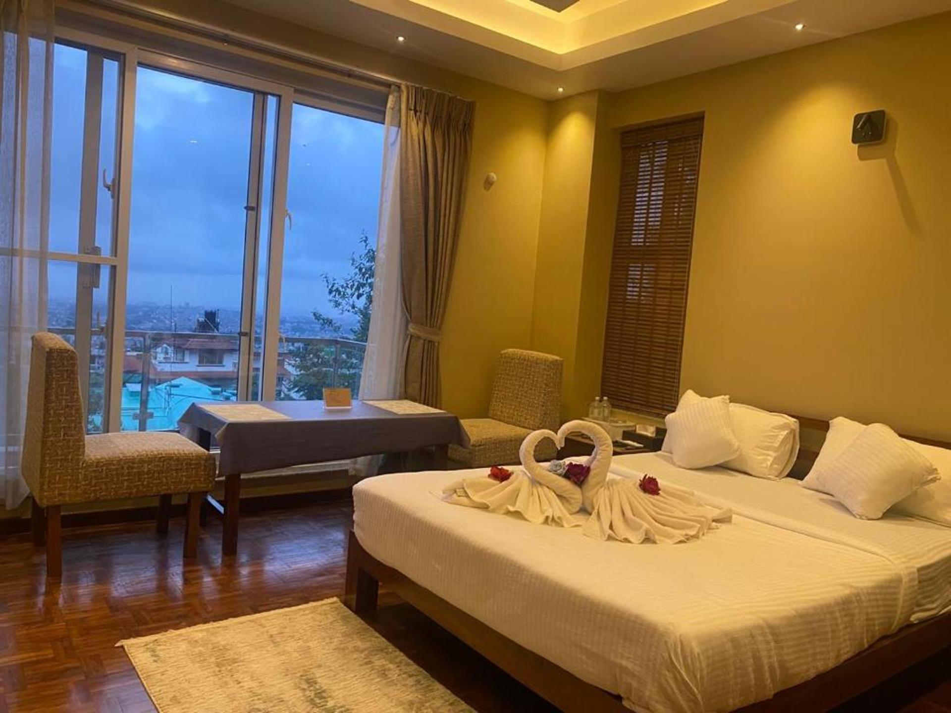Deluxe Couple Room