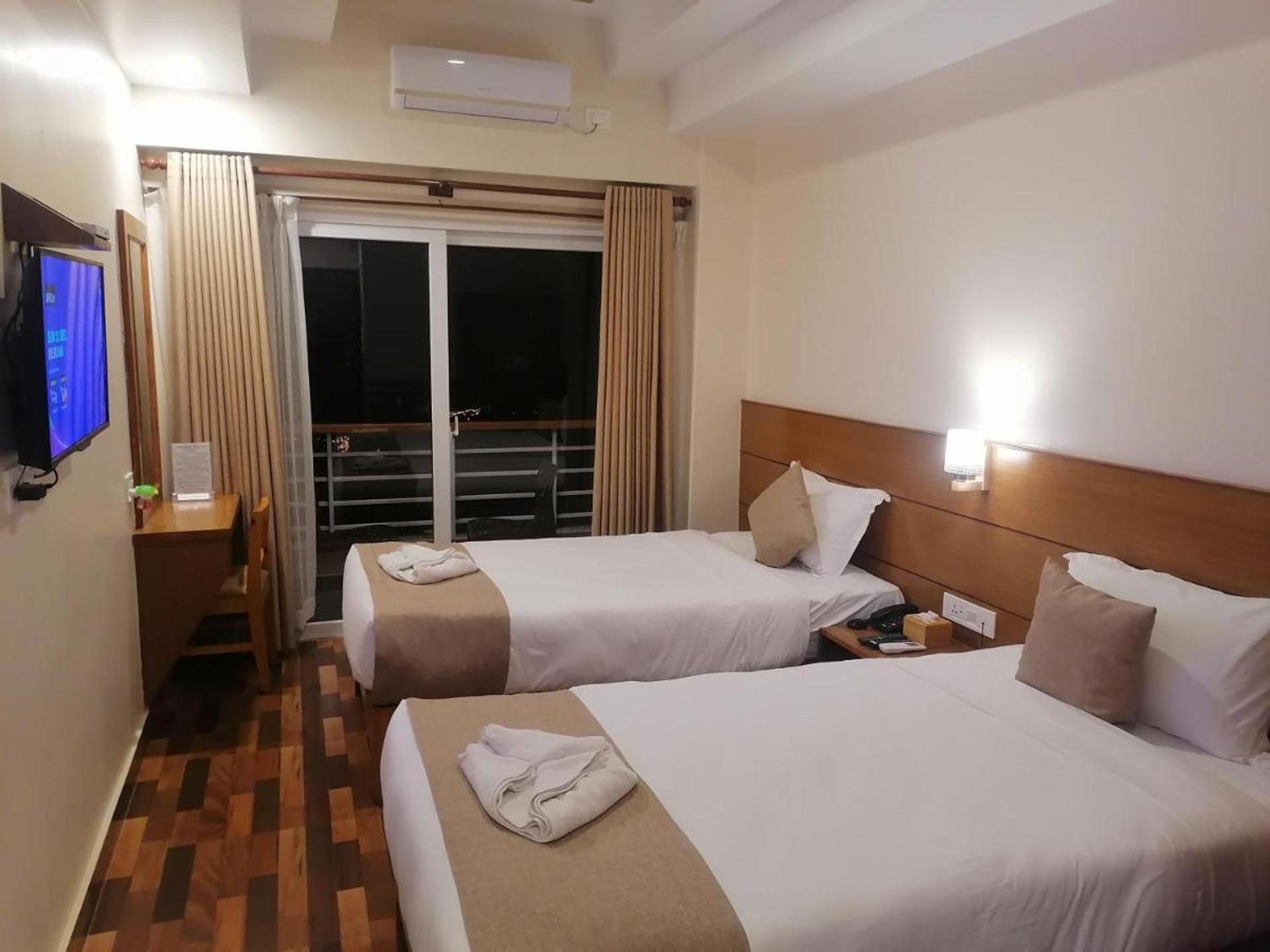 Deluxe Twin Room