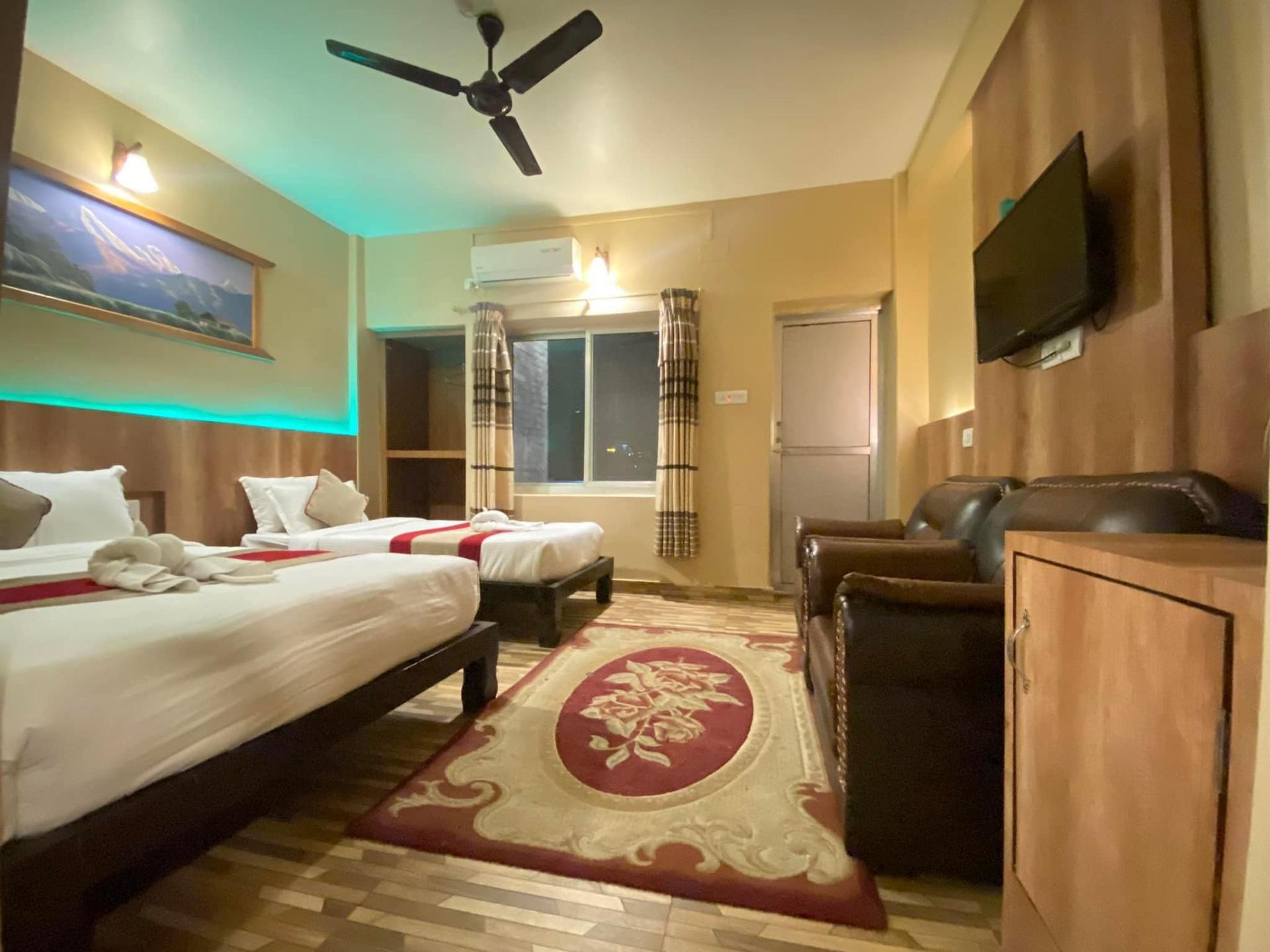 Deluxe Triple Room