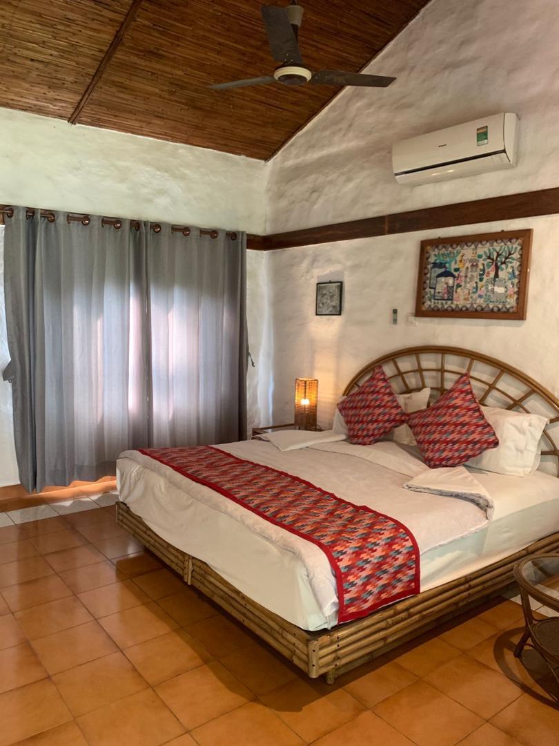 Single Room With Breakfast