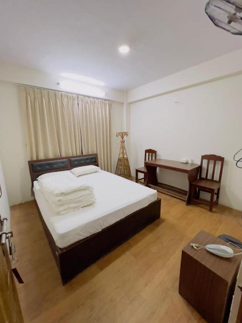 Couple Room