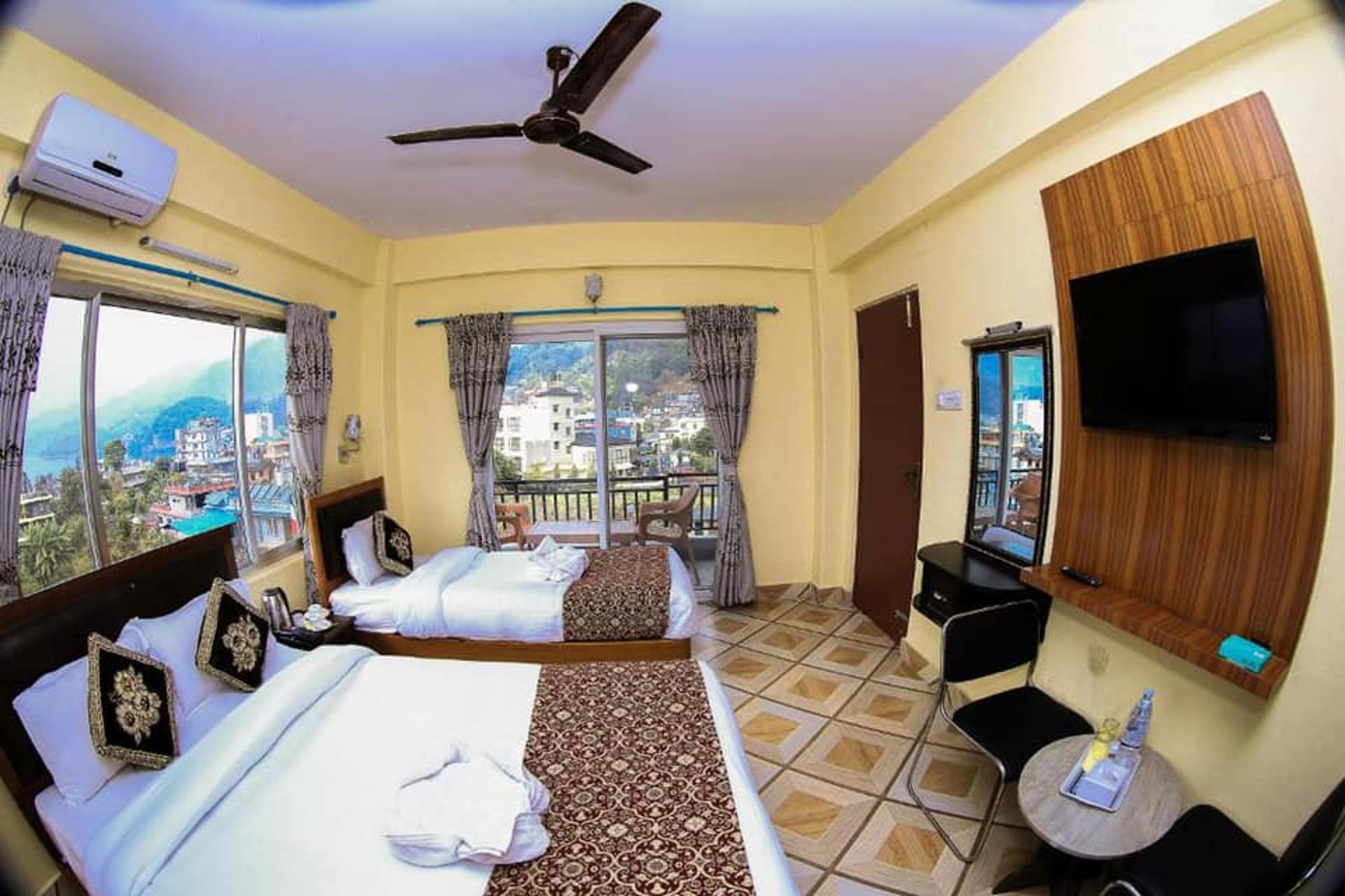 Deluxe Triple Room