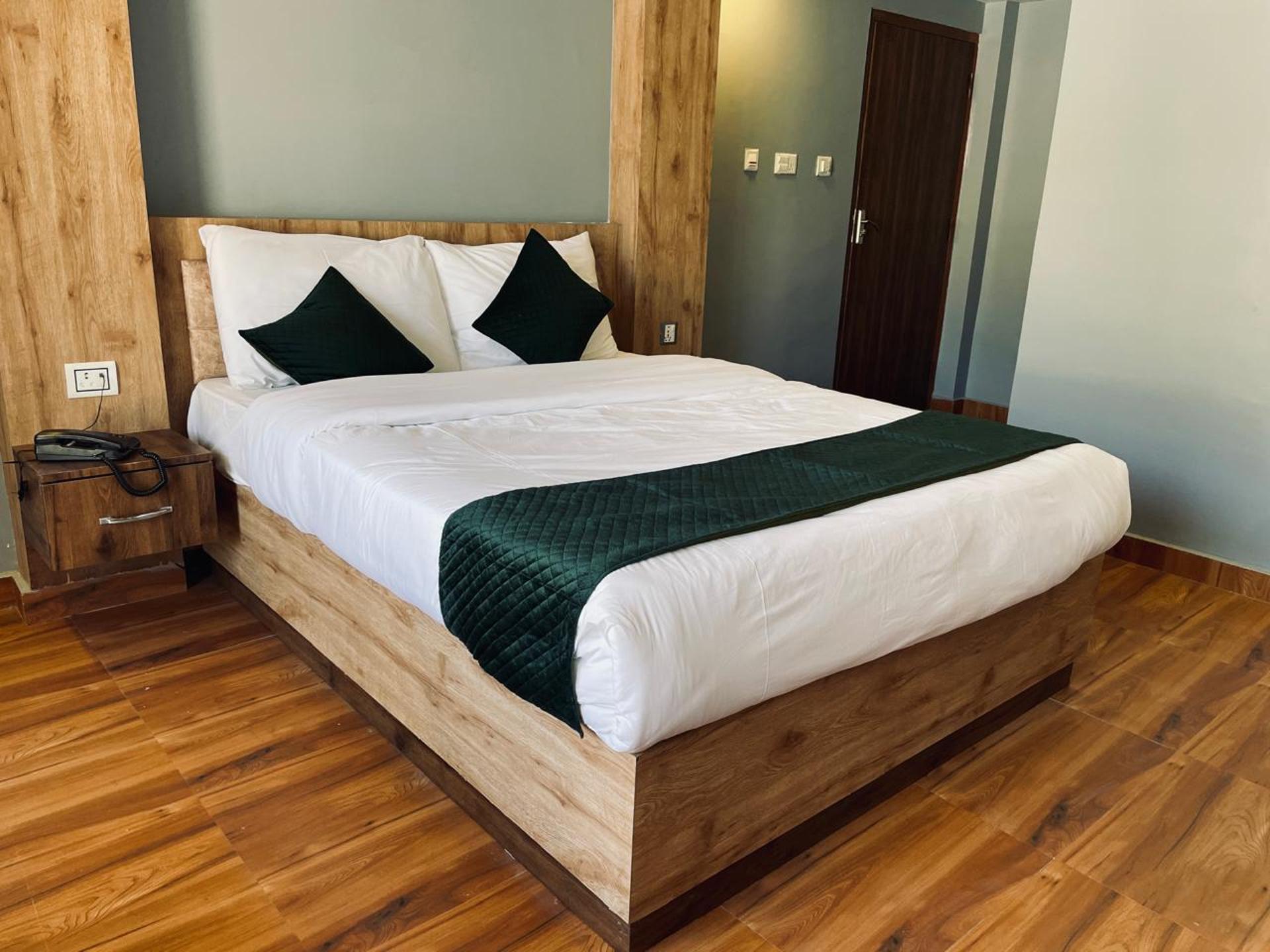 Couple Bed Room with Balcony