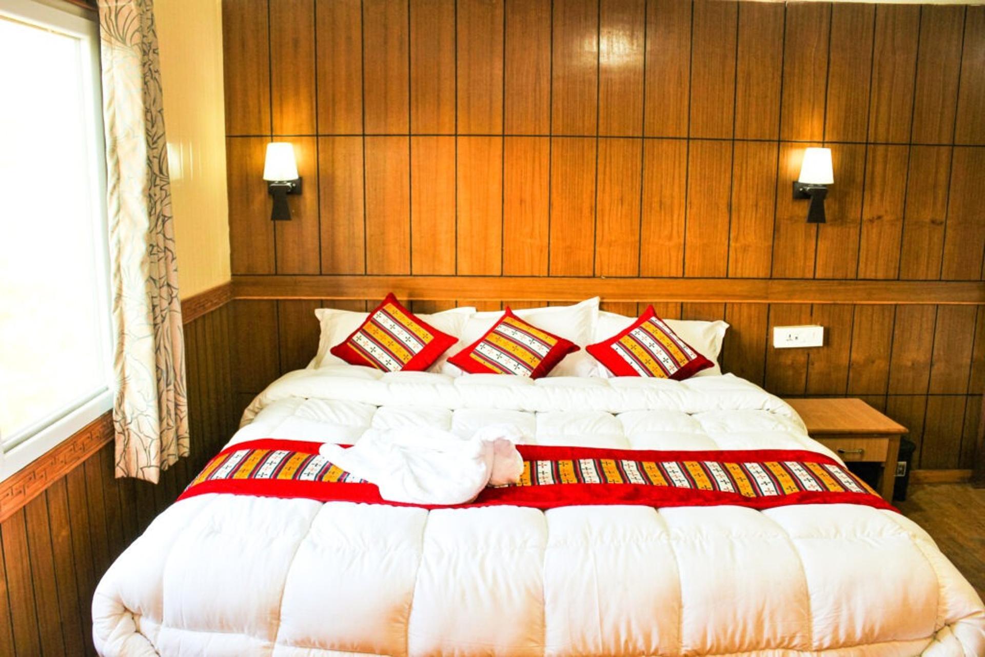 Deluxe King Suite