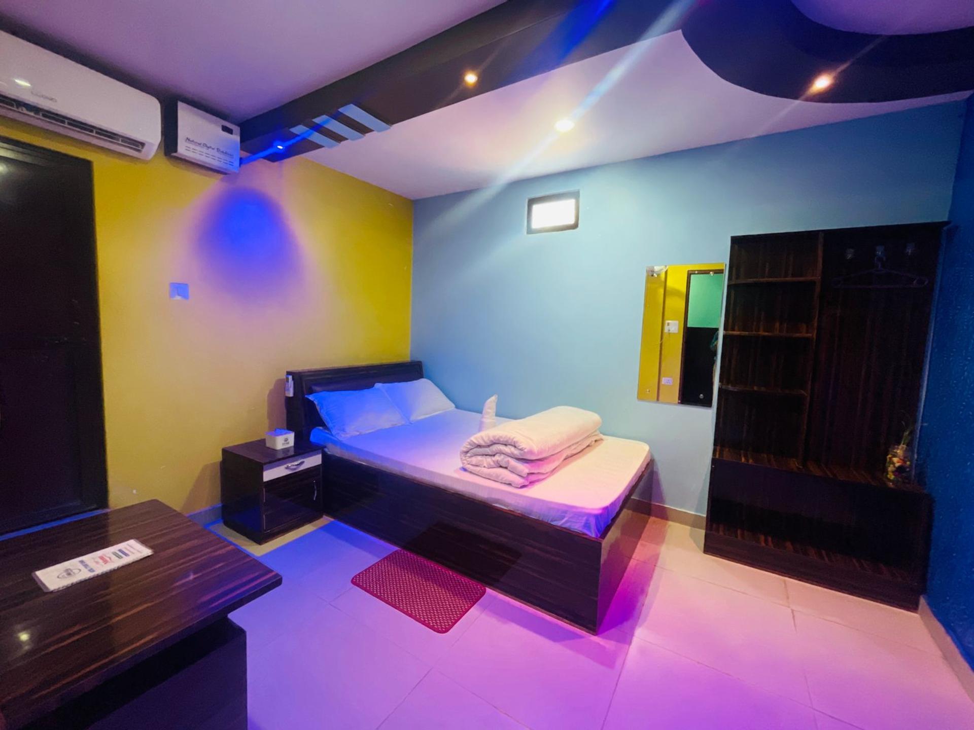 Deluxe Single Room