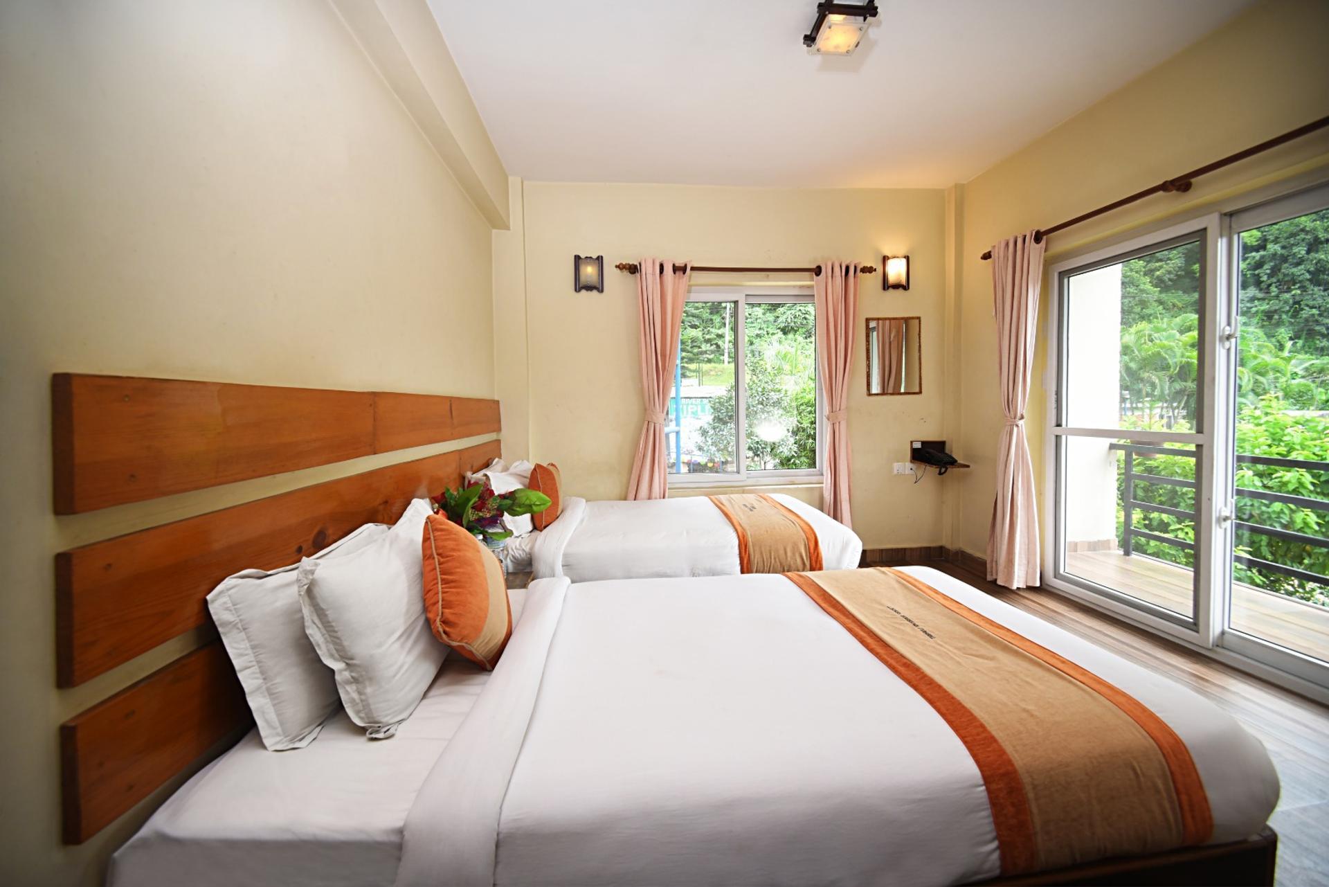 Deluxe AC River view and Balcony Room