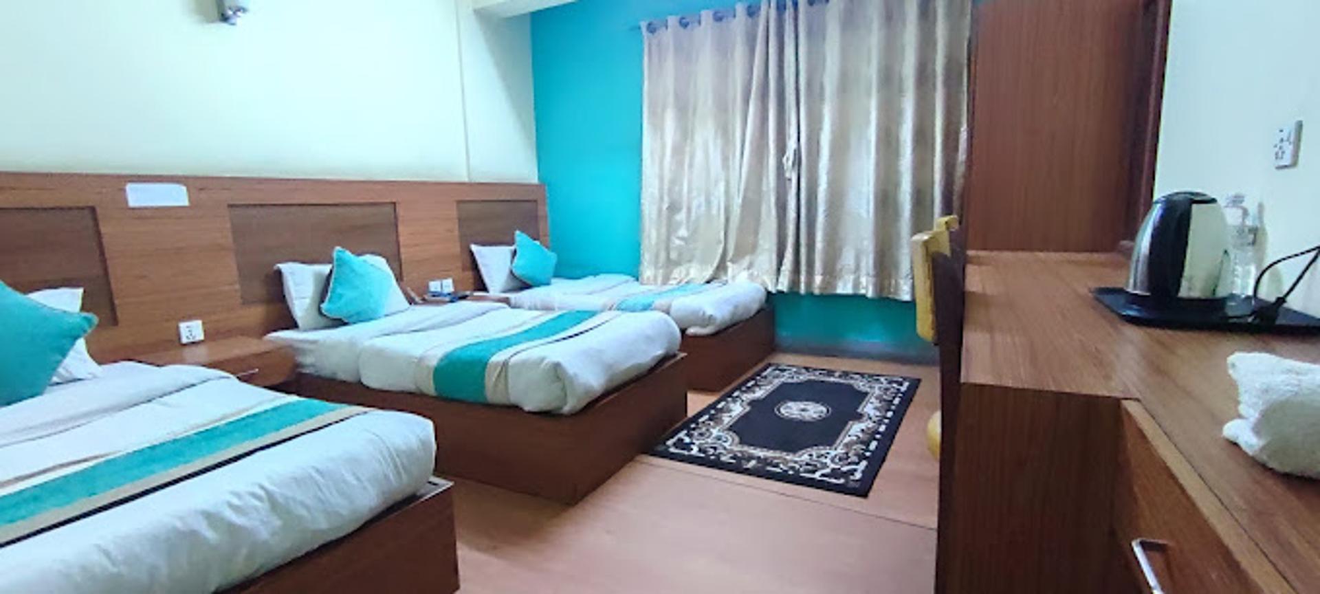 Triple Room