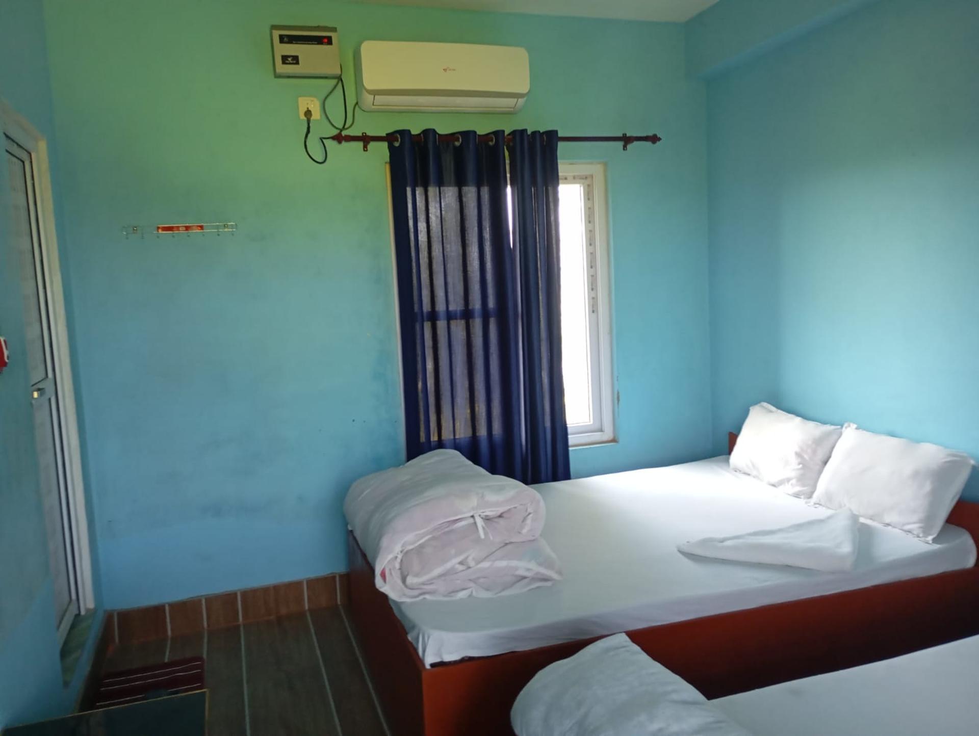 Ac Twin double Room