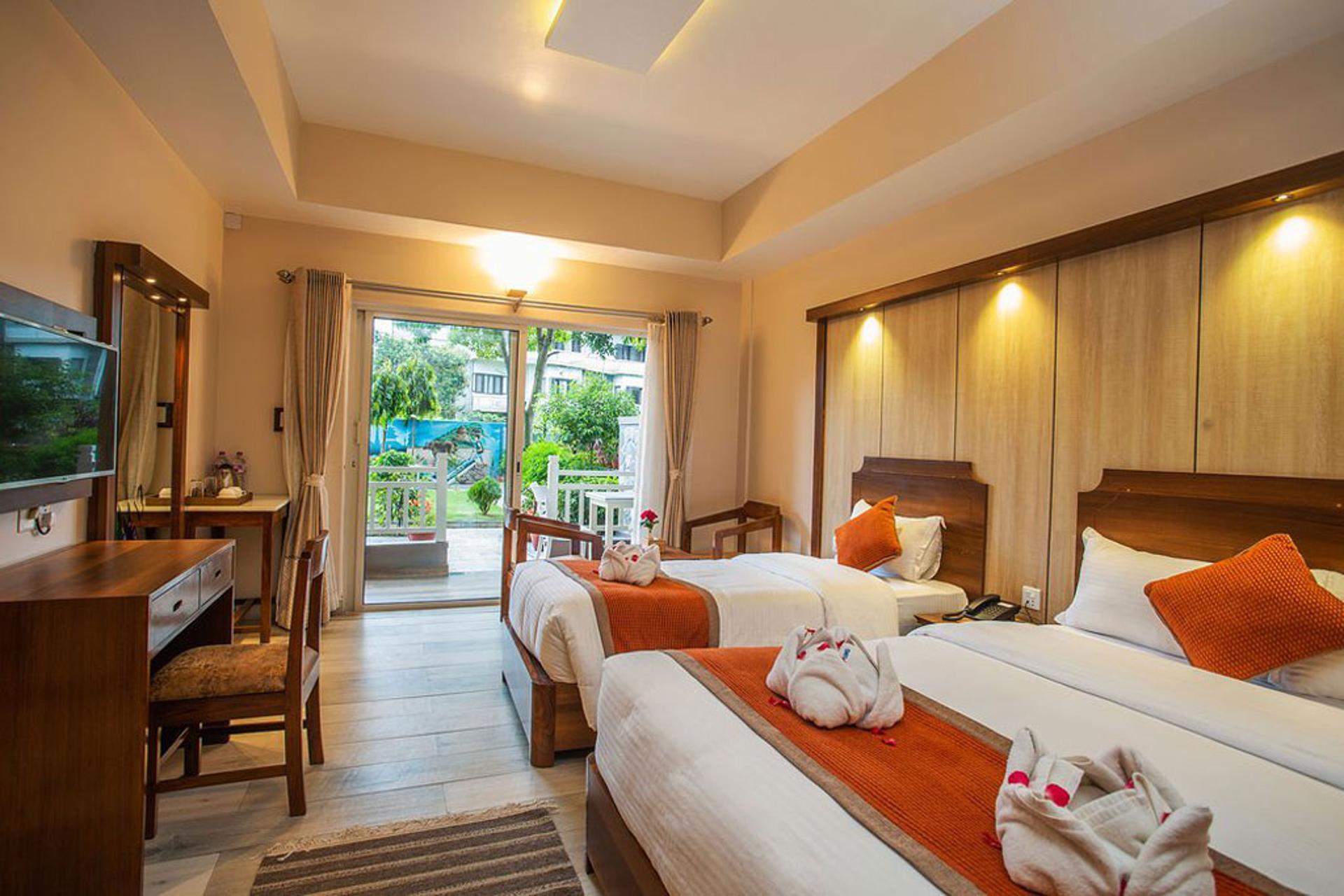 Deluxe Family/Triple Room