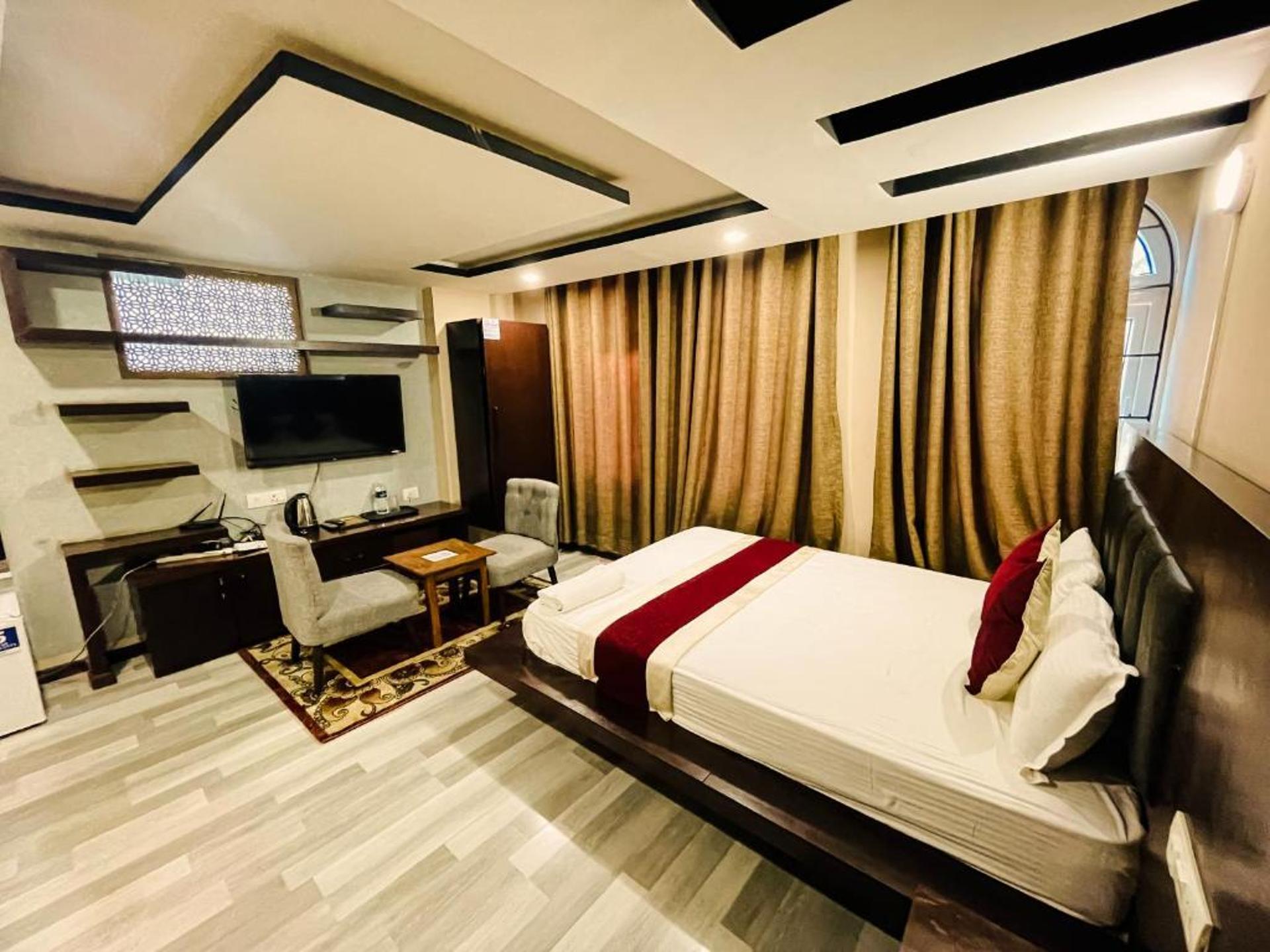 Deluxe Junior Suite