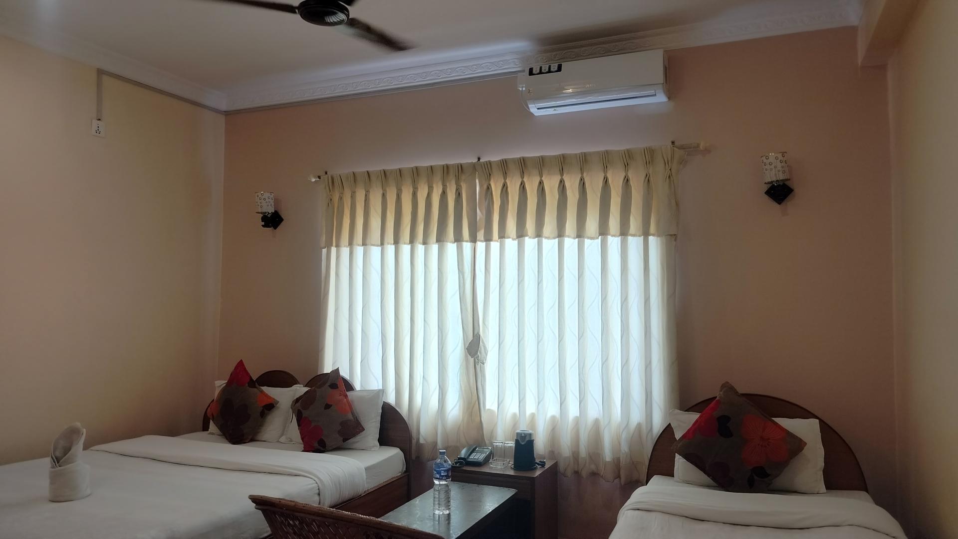 Deluxe Triple Room