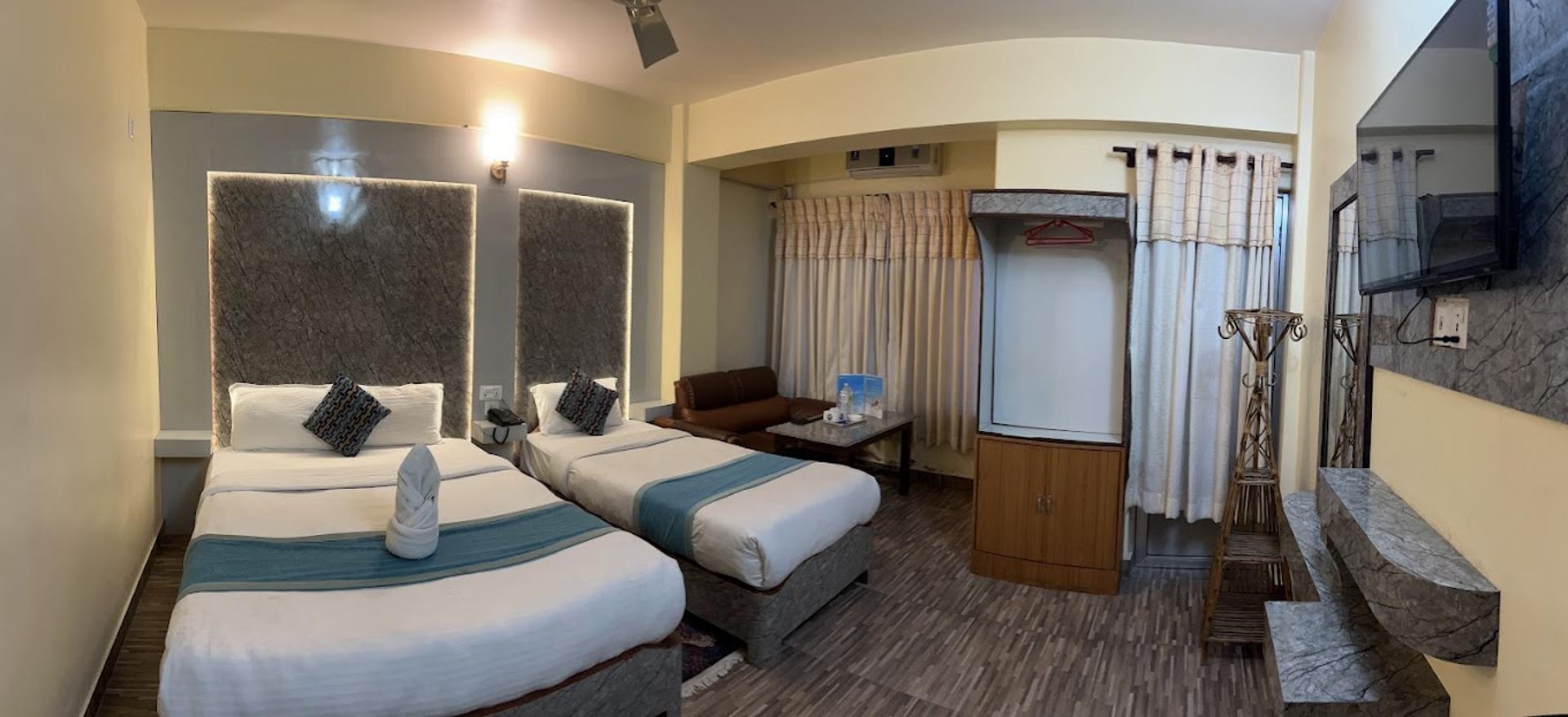 Deluxe Triple Room