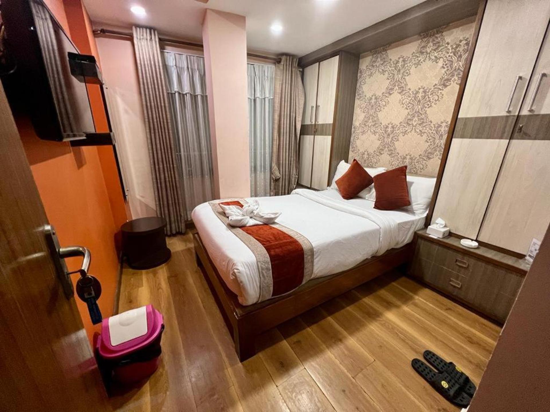 Deluxe Single Room