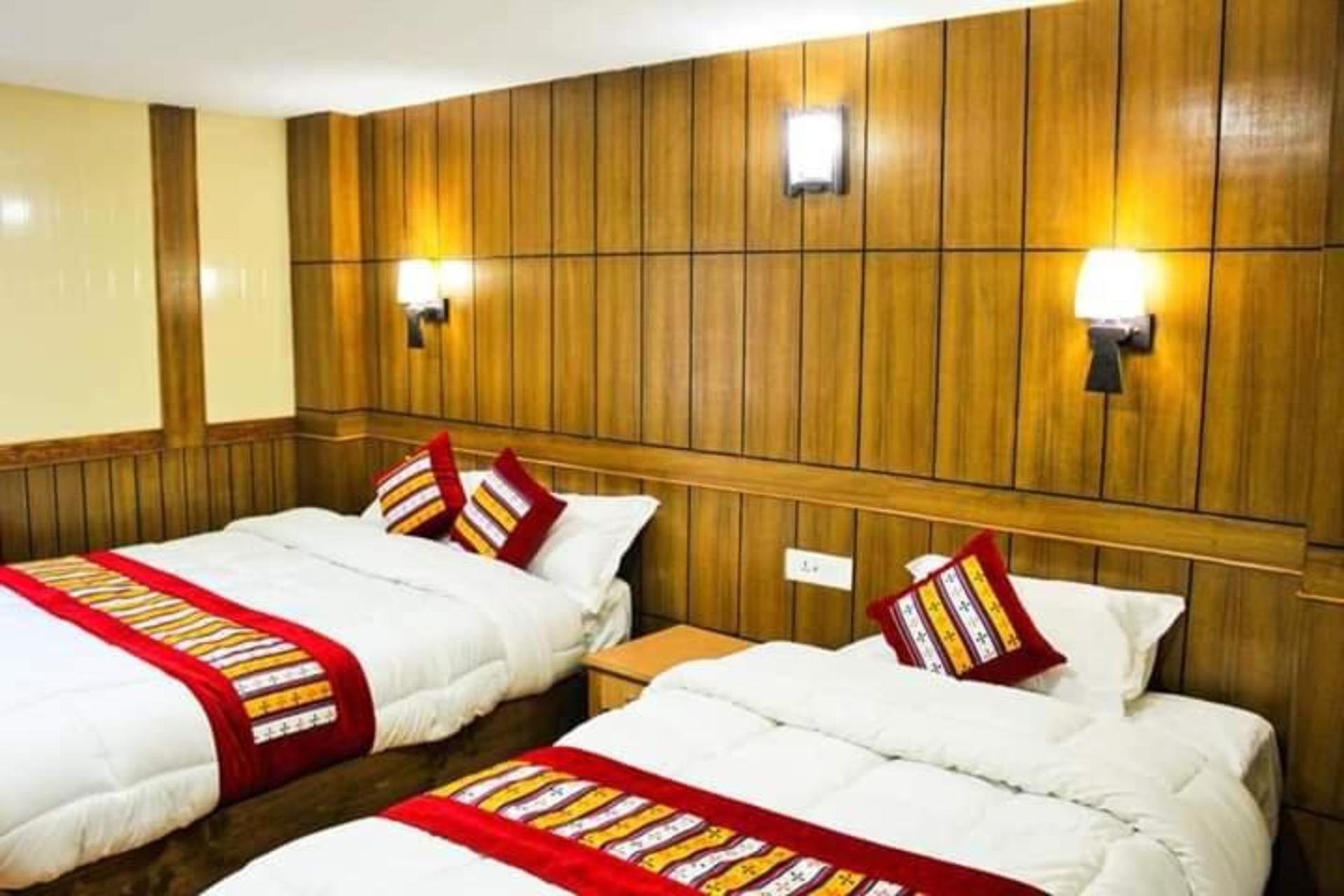 Deluxe Double or Twin Room with Balcony