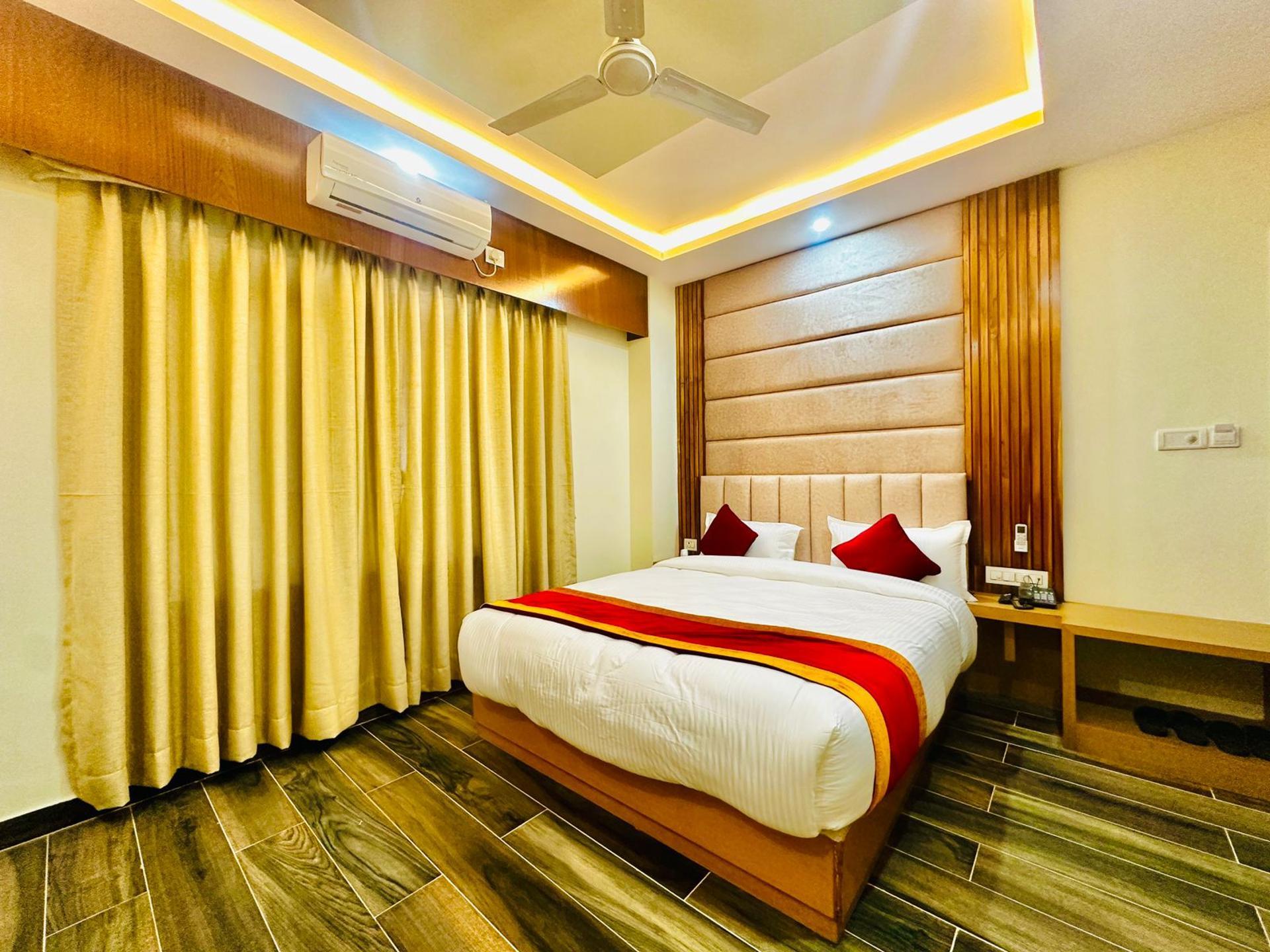 Premium Deluxe Masterbed