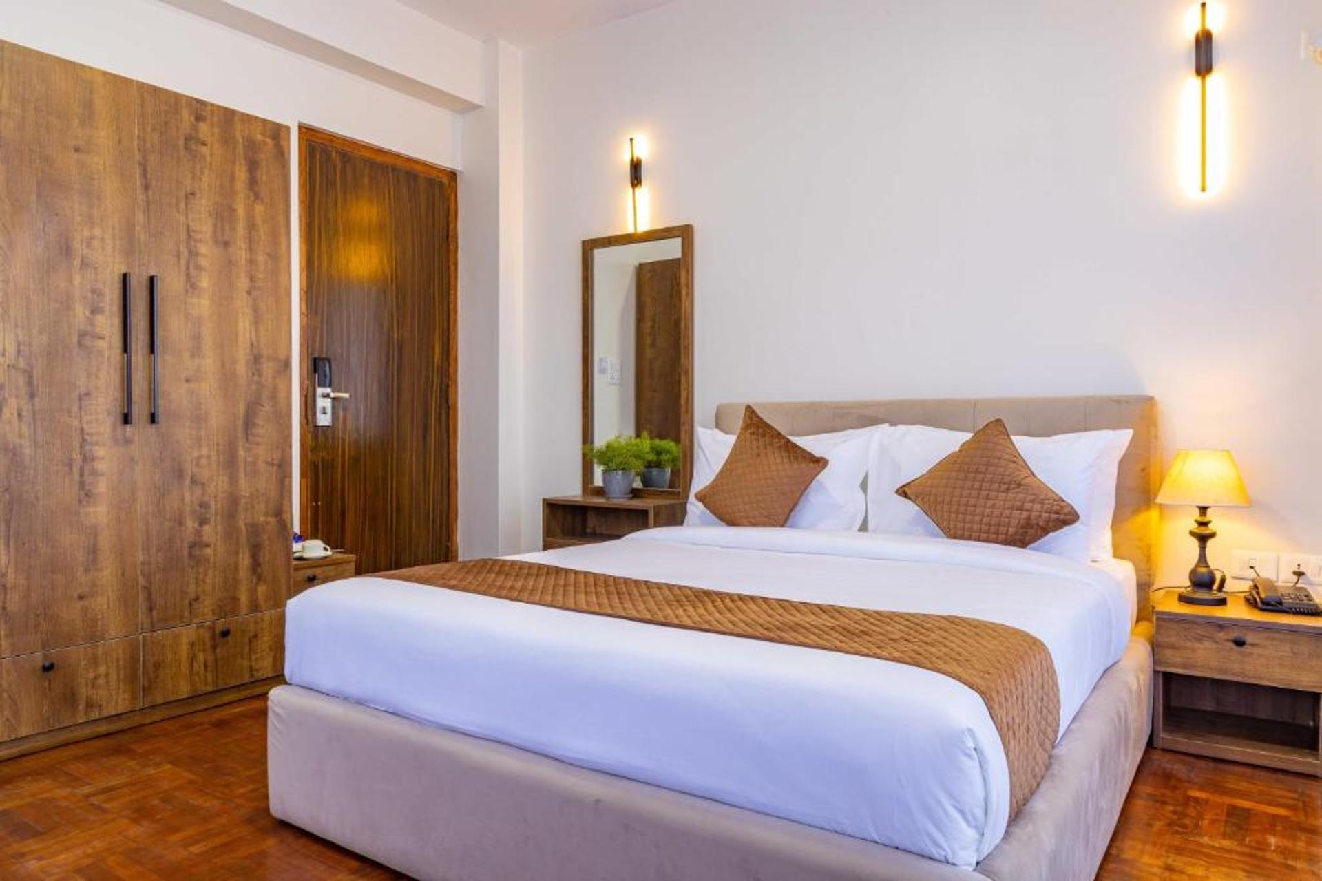 Executive Queen Room