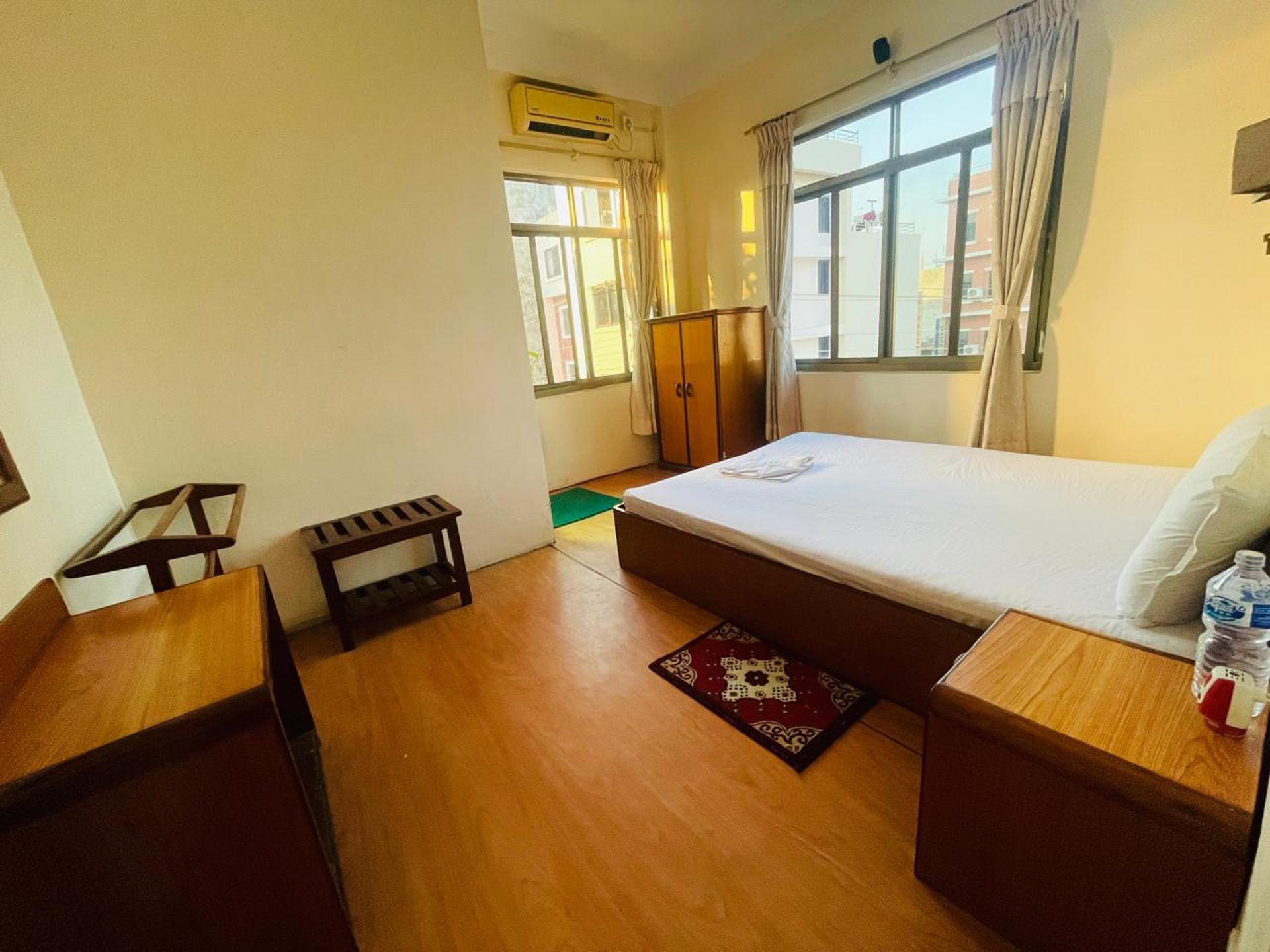 Deluxe Single Bed