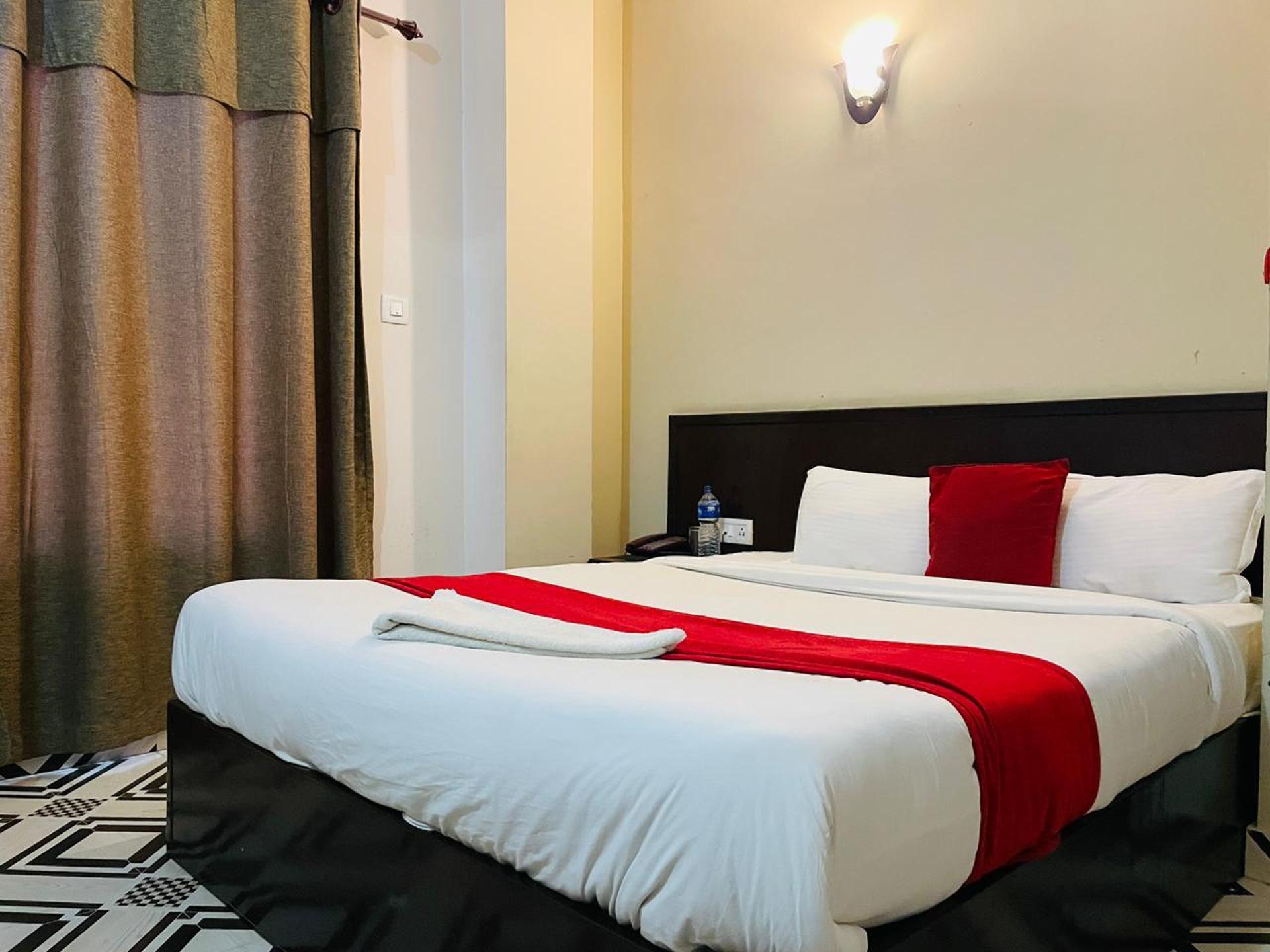 Couple Room