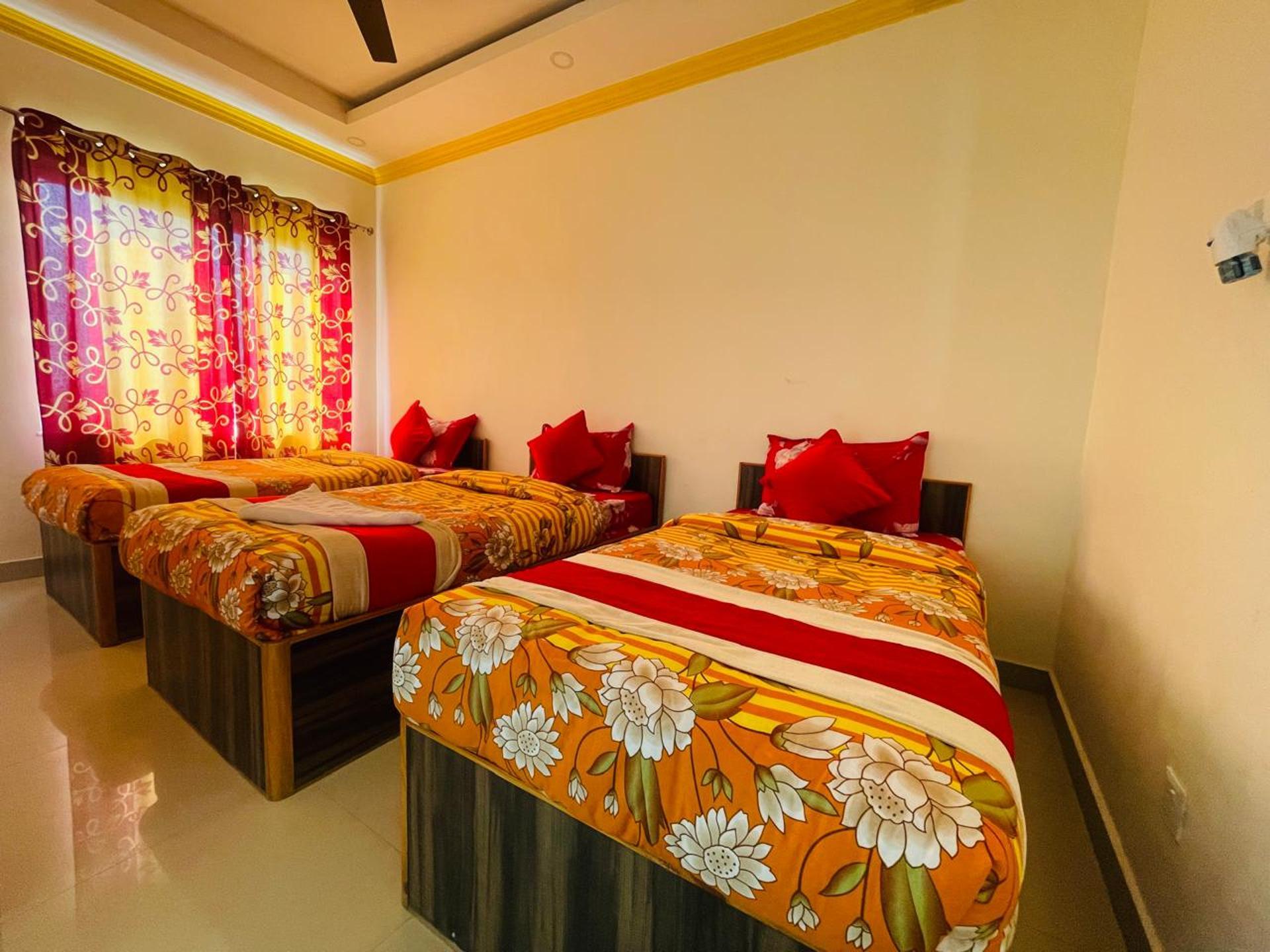 Deluxe Triple Single Bed