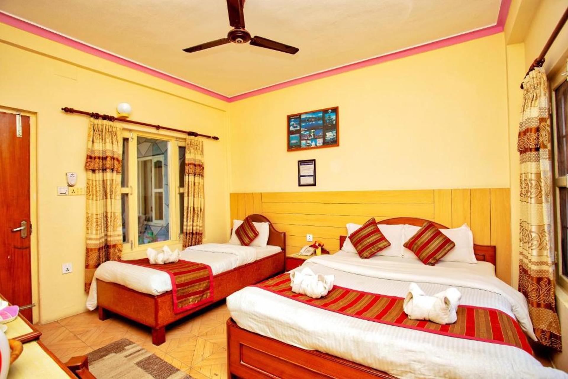 Deluxe Family Room